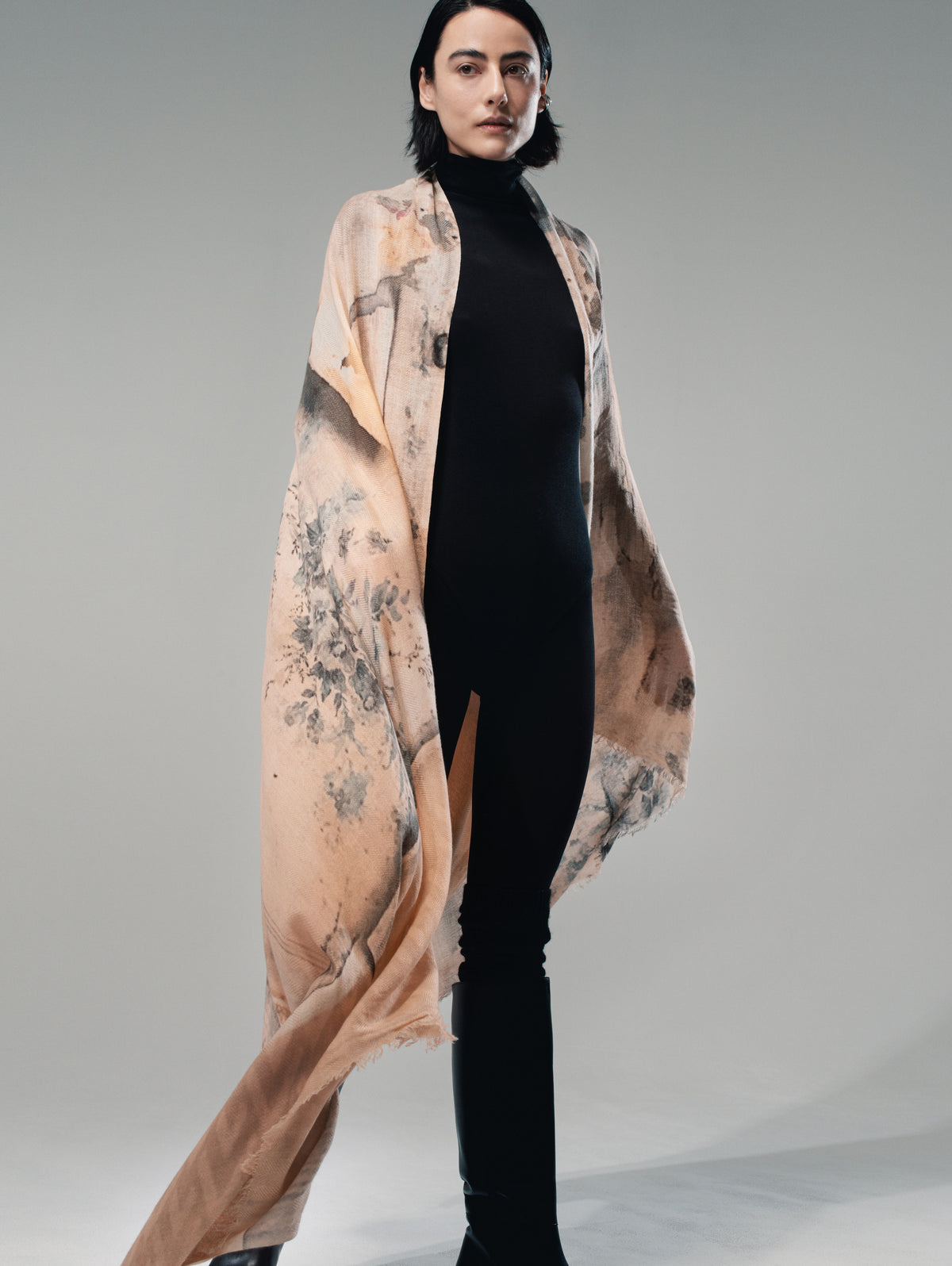 Talking Walls Marilyn Decay Single face rectangular scarf decay