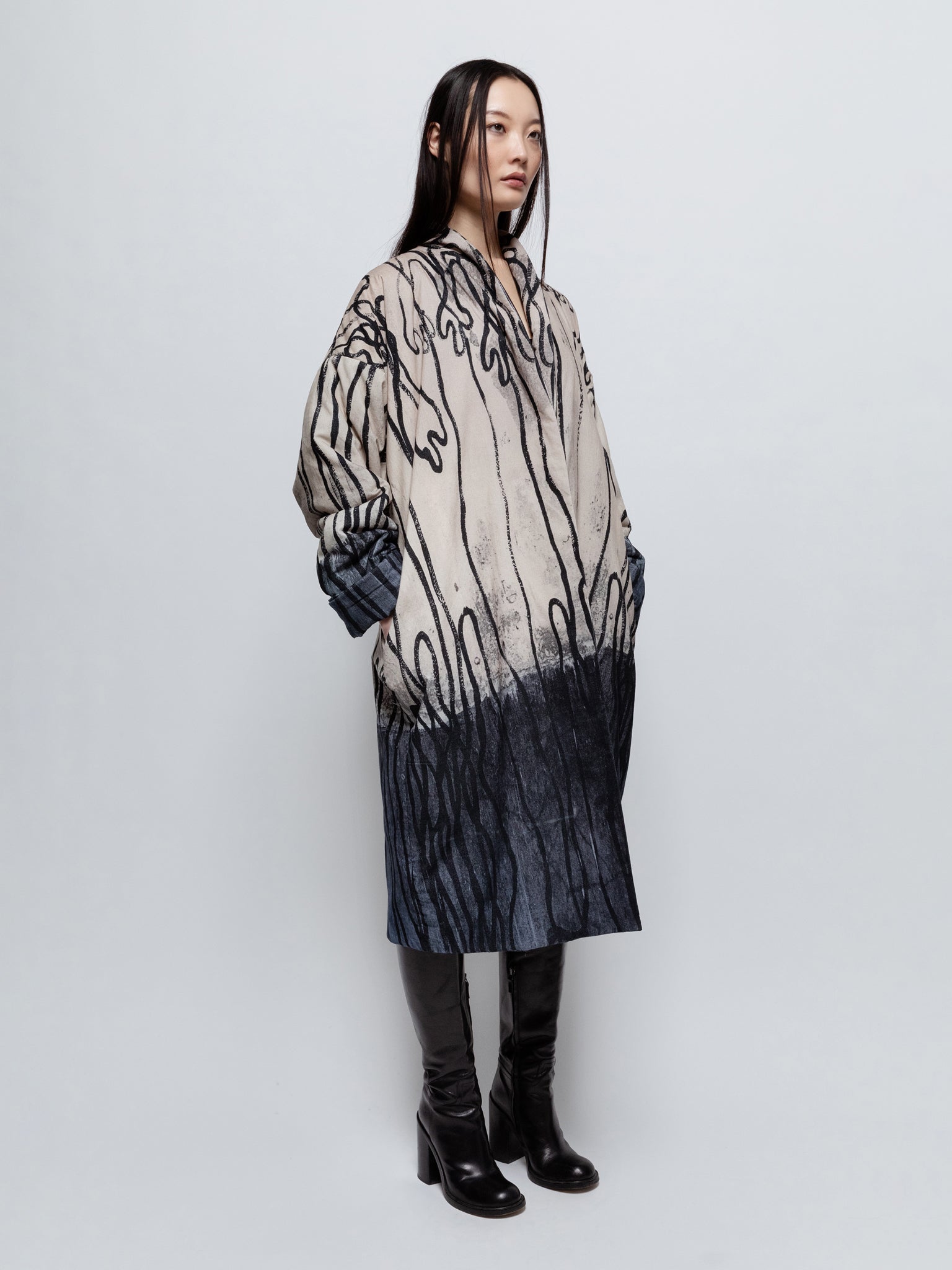 Talking Walls albertine cables kimono style oversized coat cables