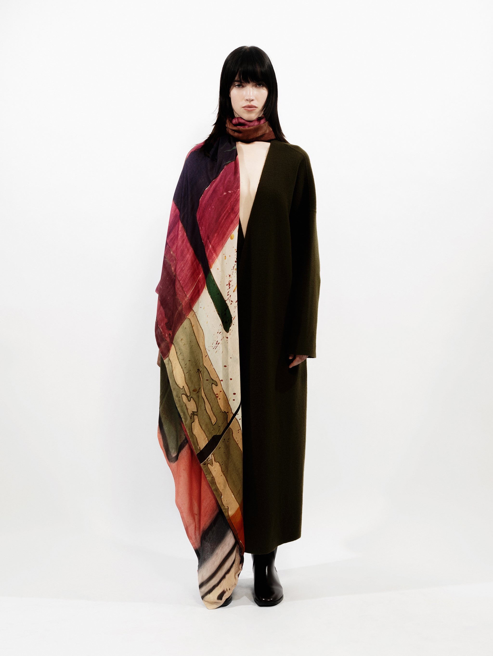 Talking Walls ava arlatan double face square scarf arlatan