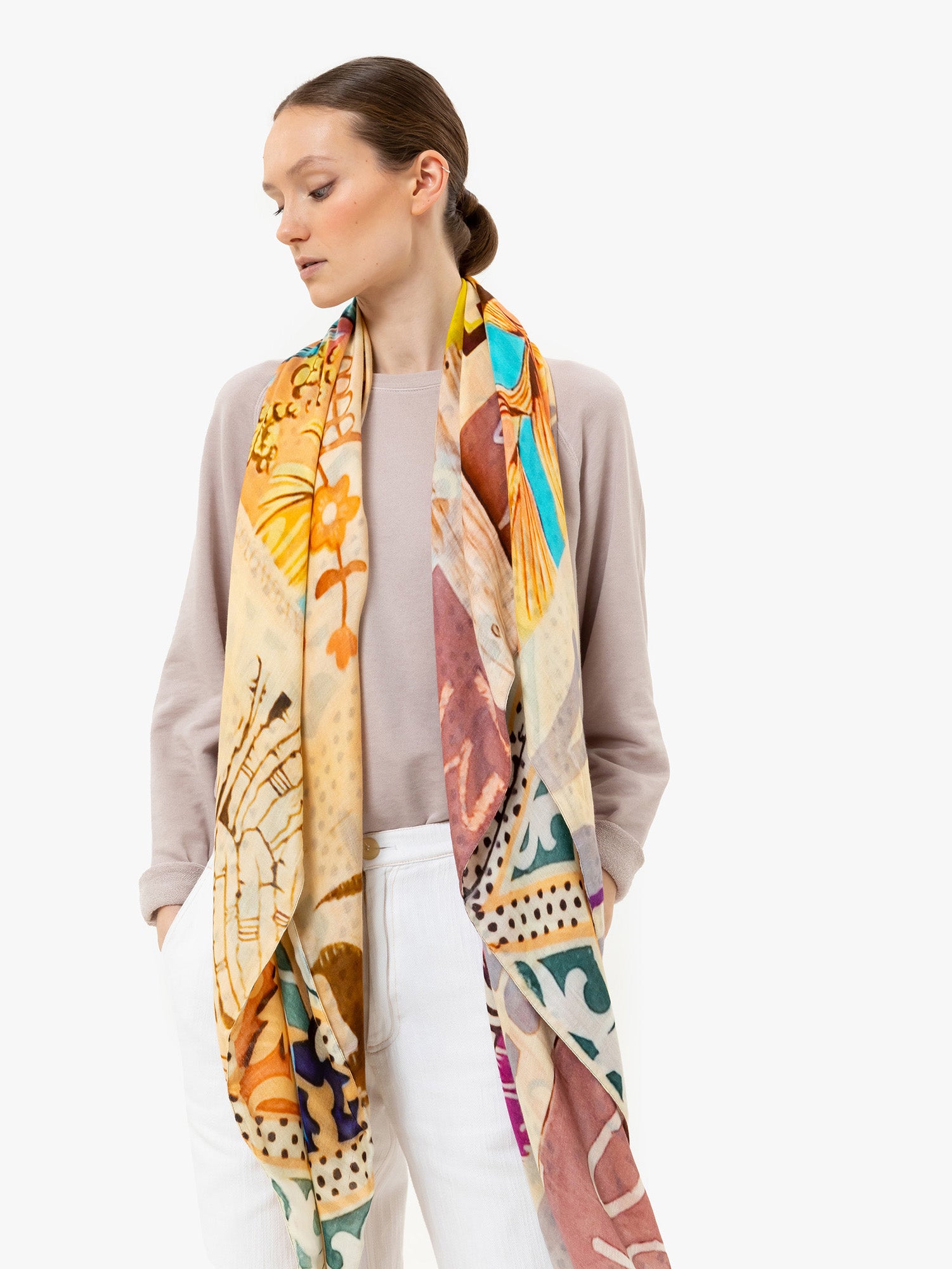 Talking Walls ava double face double face square scarf pura sangre