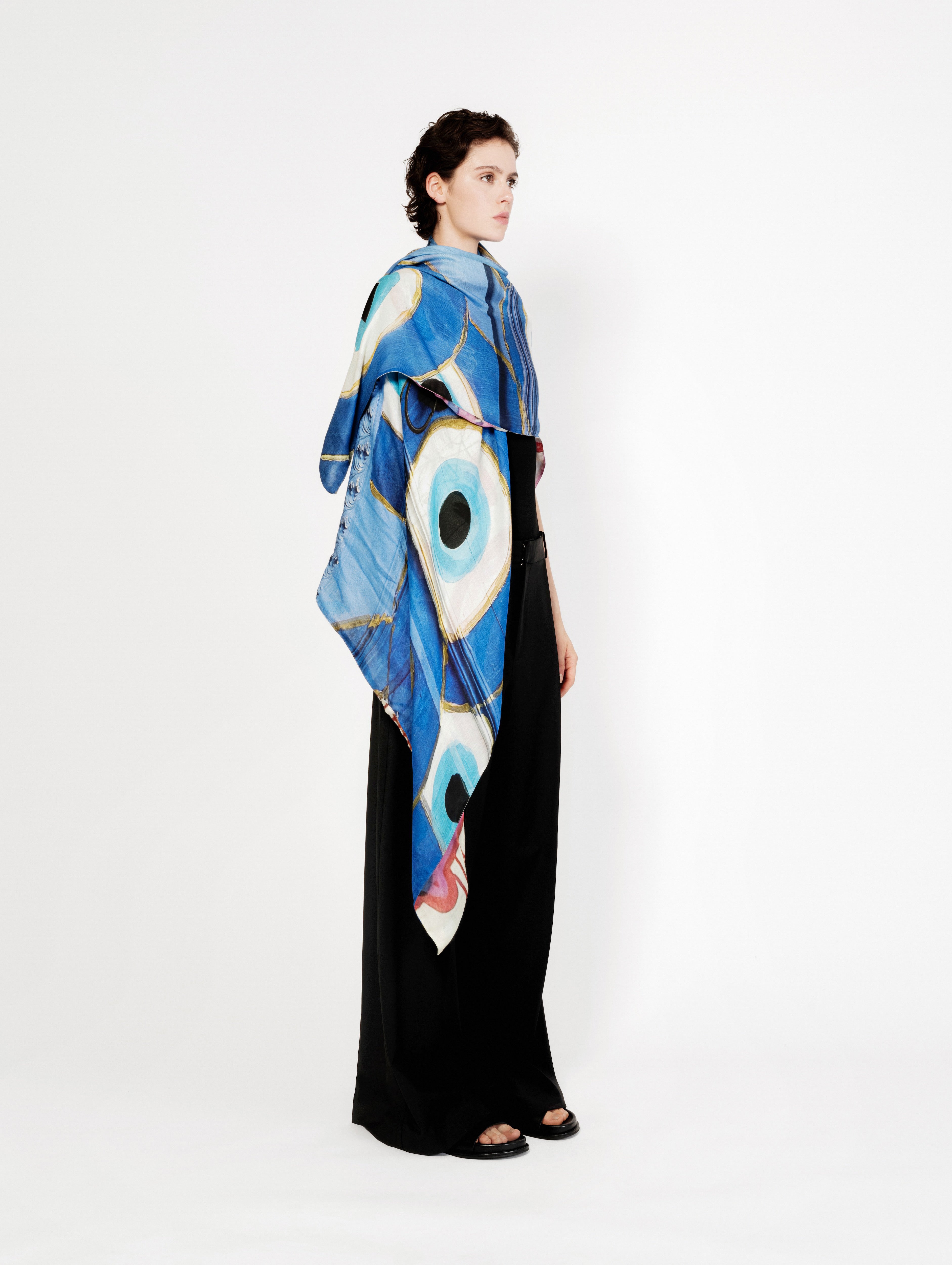 Talking Walls ava fréquence blue double face square scarf fréquence blue