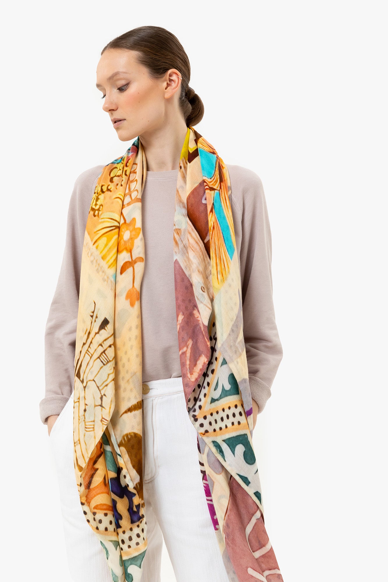 Talking Walls ava double face double face square scarf pura sangre