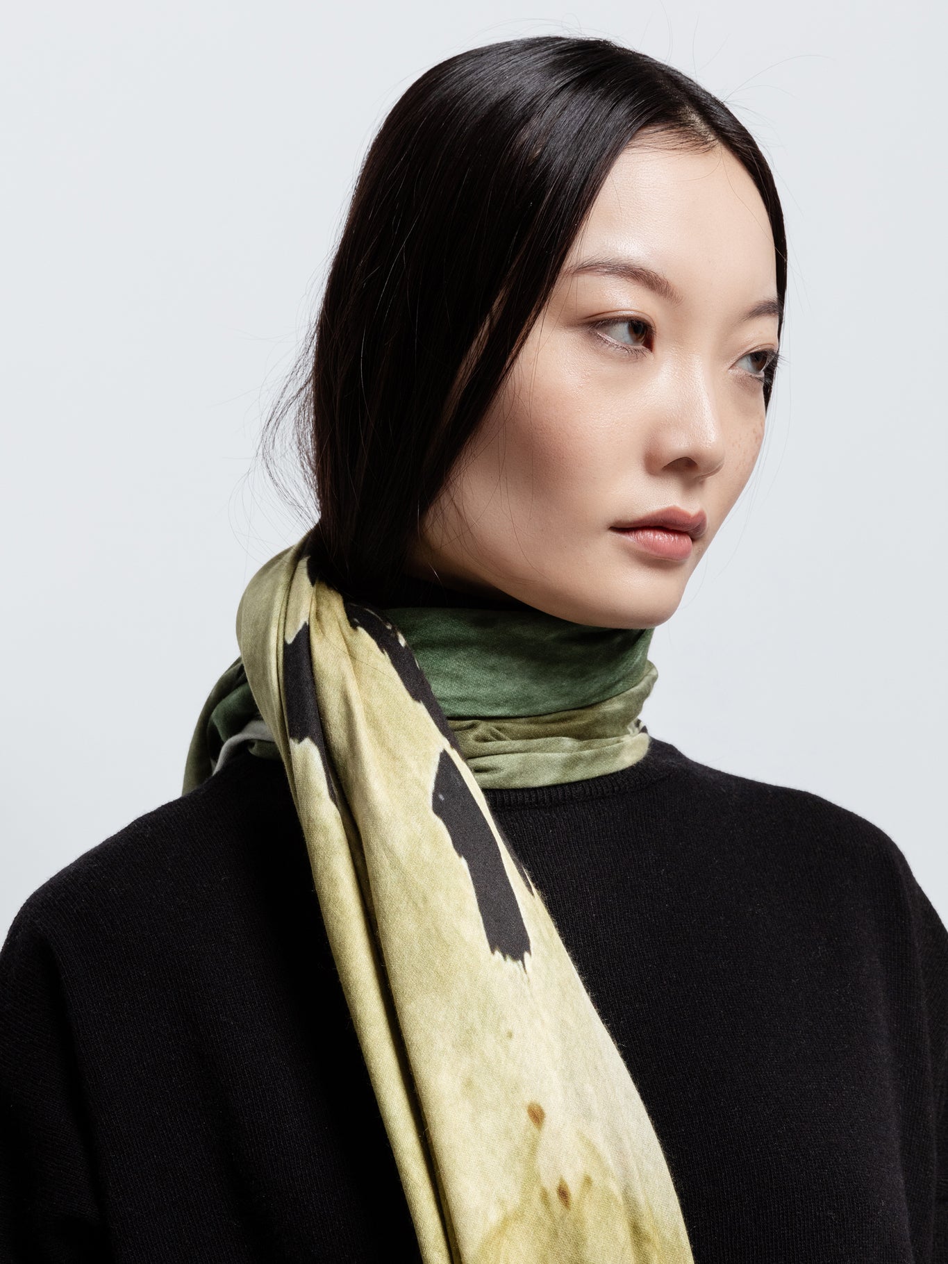 Talking Walls ava sun rice double face square scarf sun rice