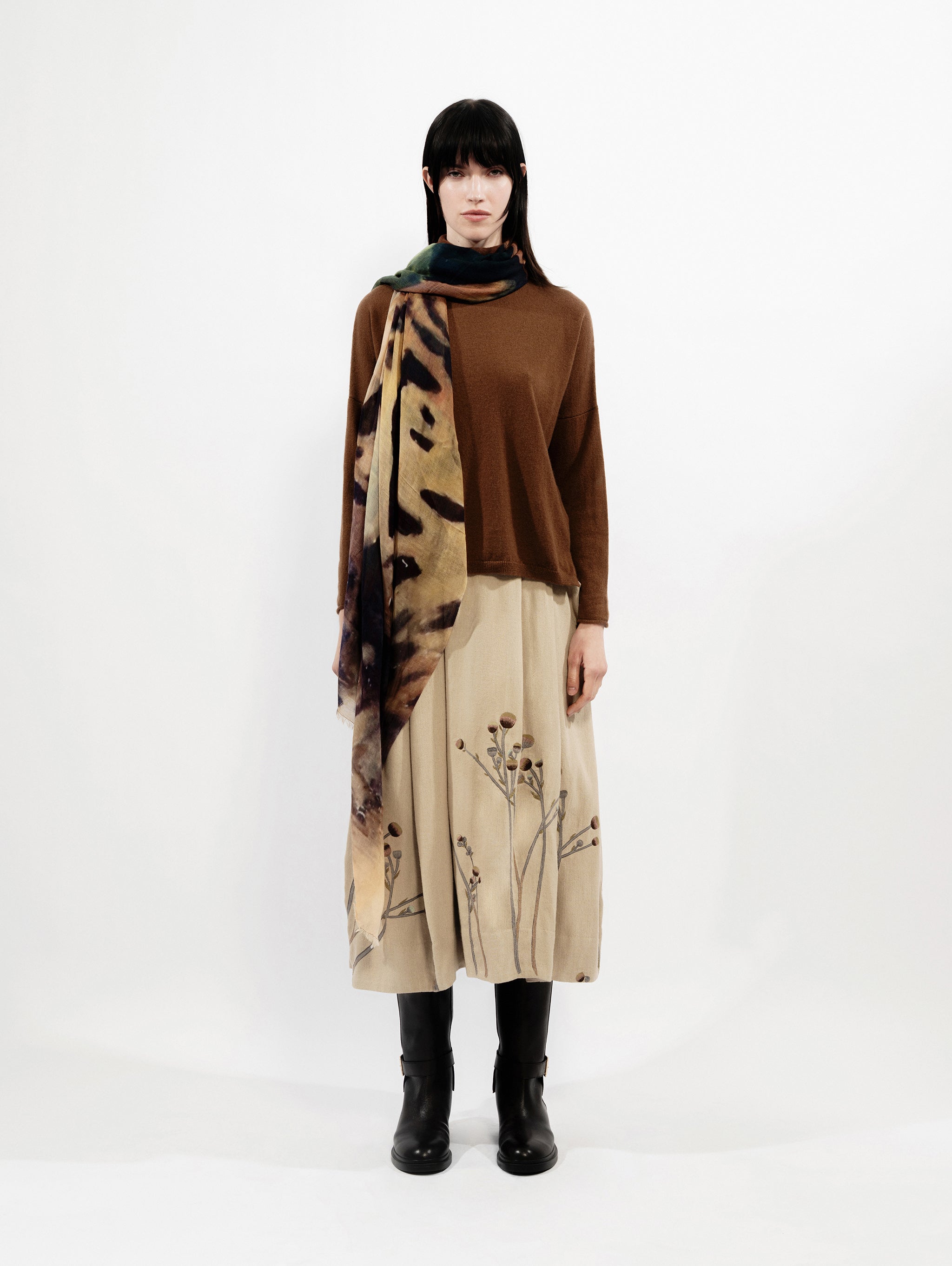 Talking Walls celeste leopard single face rectangular scarf leopard