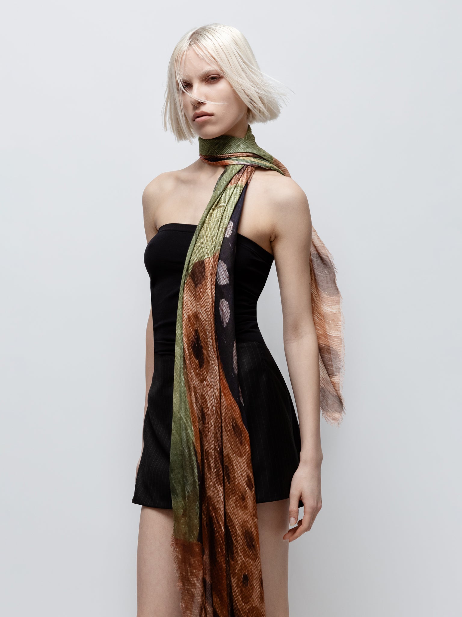 Talking Walls ela josephine single face square scarf josephine