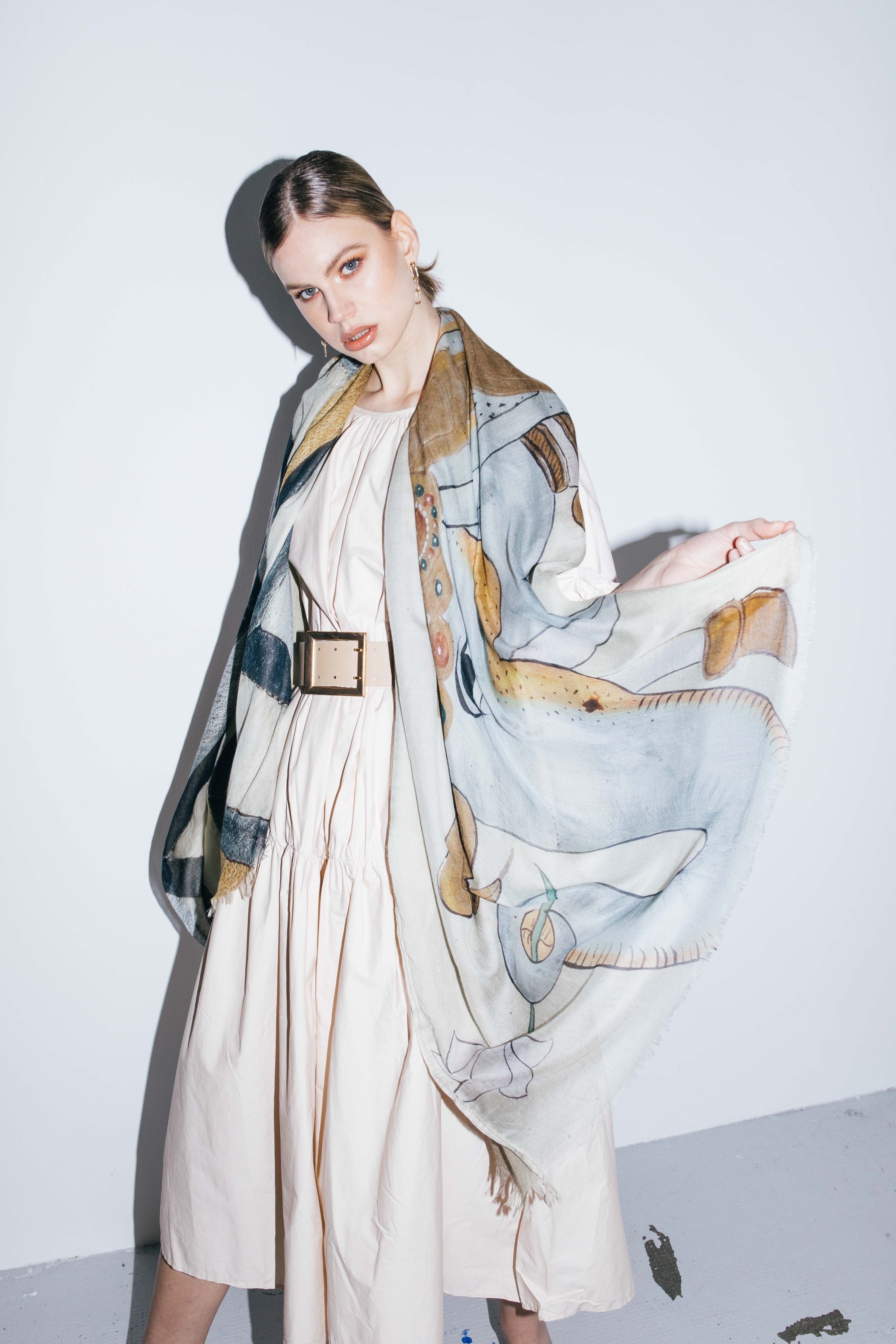 Talking Walls luna double face double face rectangular scarf jumbo taj sand