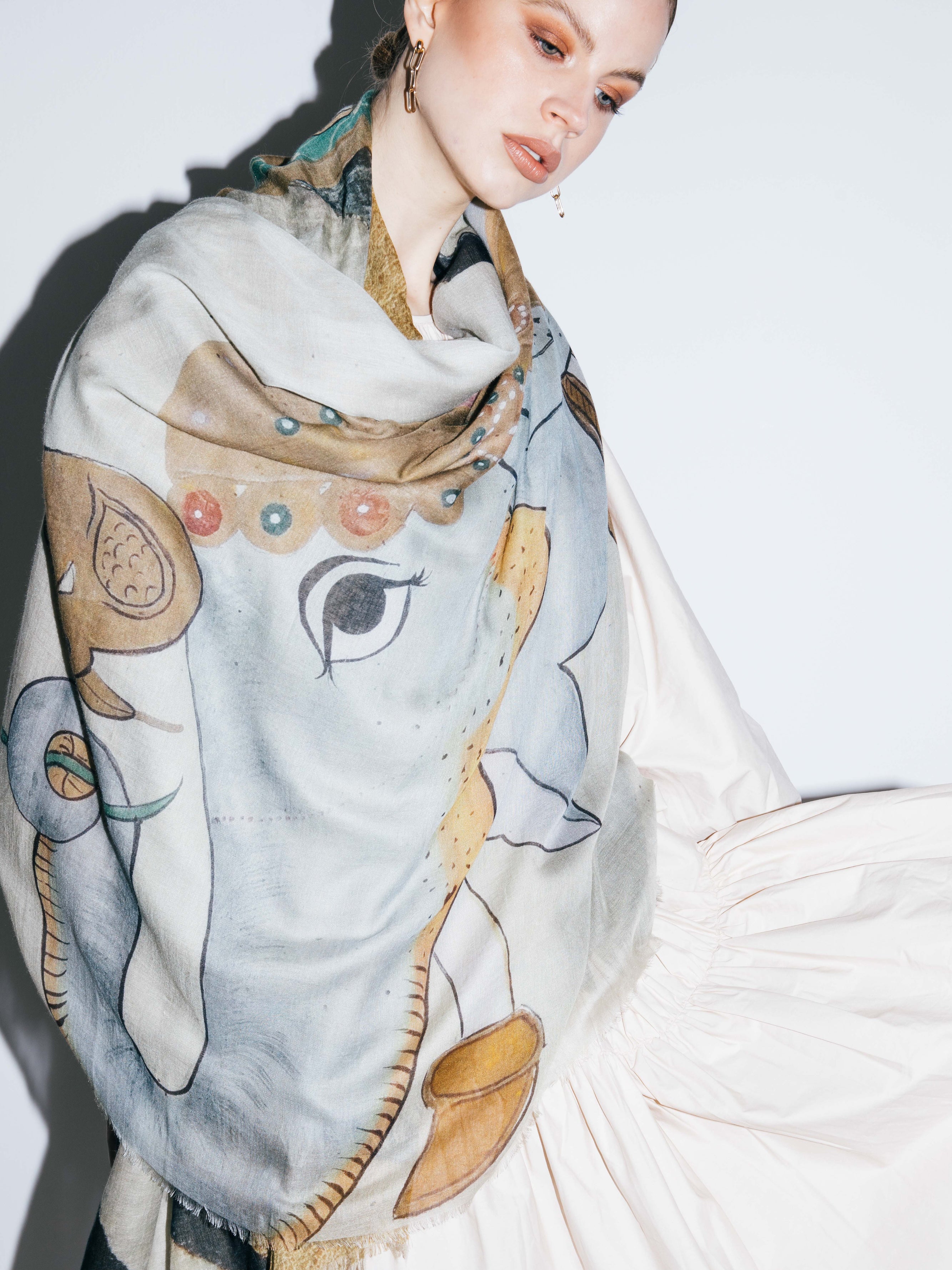 Talking Walls luna double face double face rectangular scarf jumbo taj sand