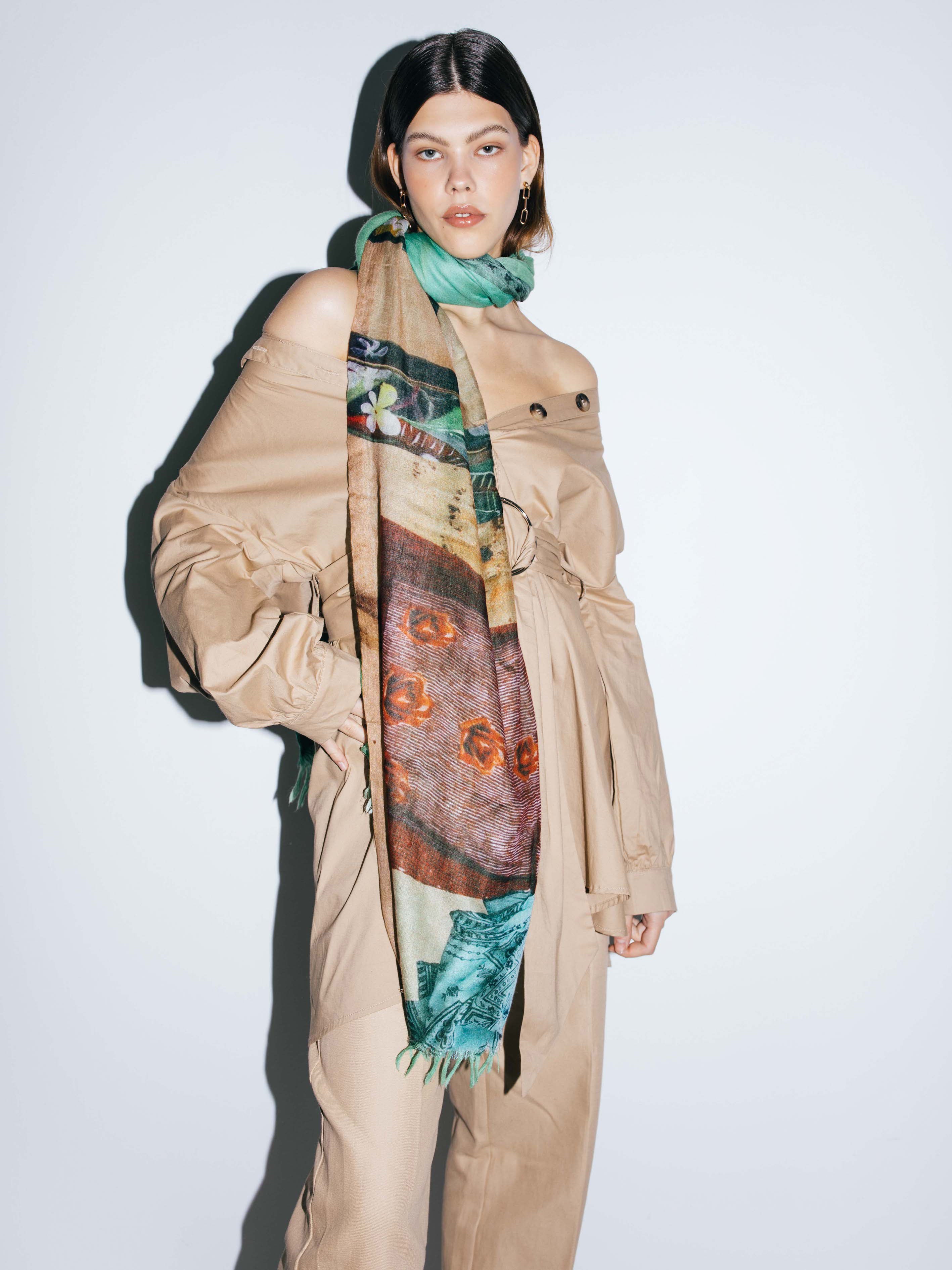 Talking Walls luna double face double face rectangular scarf flower power mash pistache