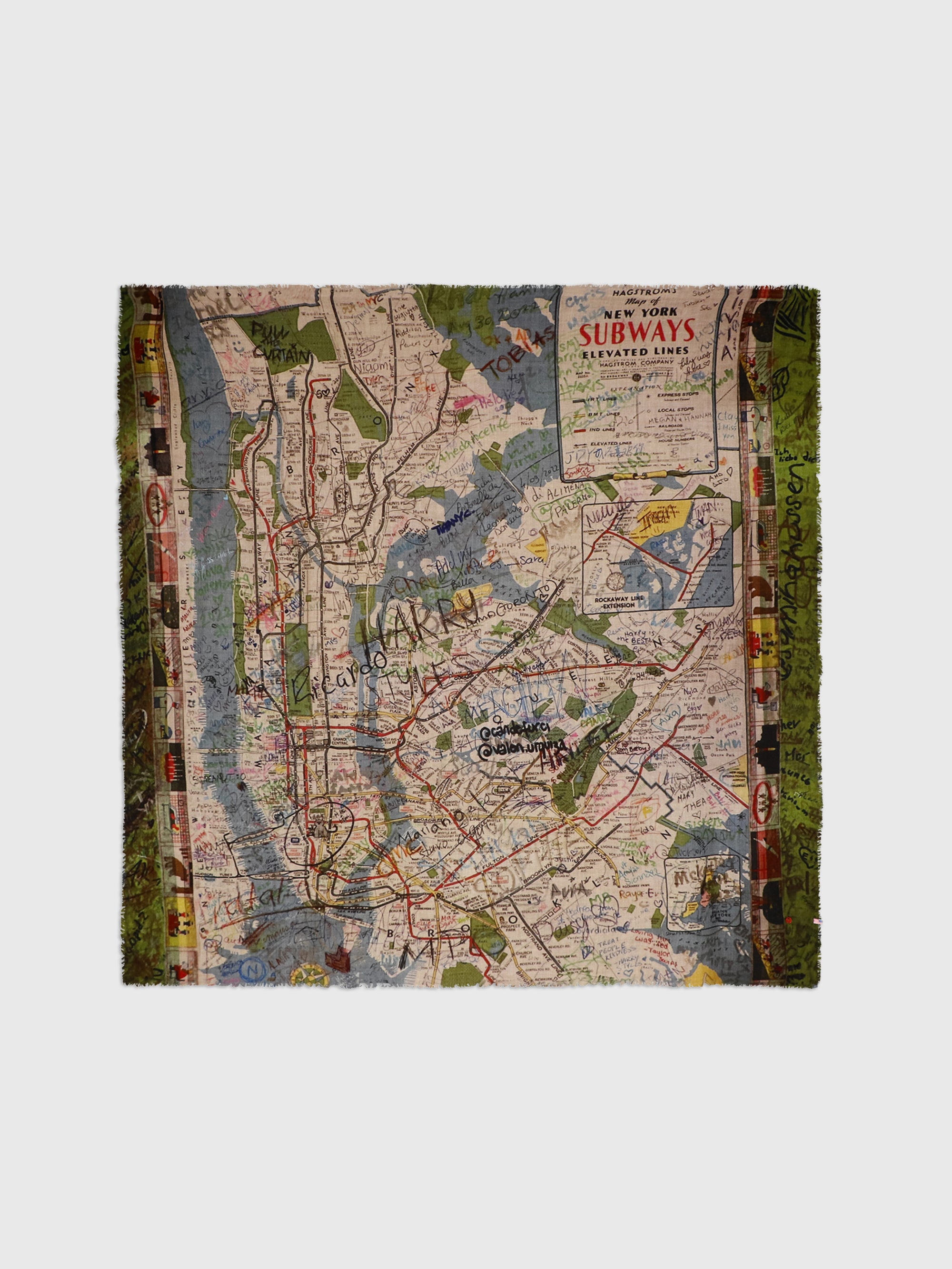 Talking Walls mantis single face Single faced square-shaped blanket scarf subways