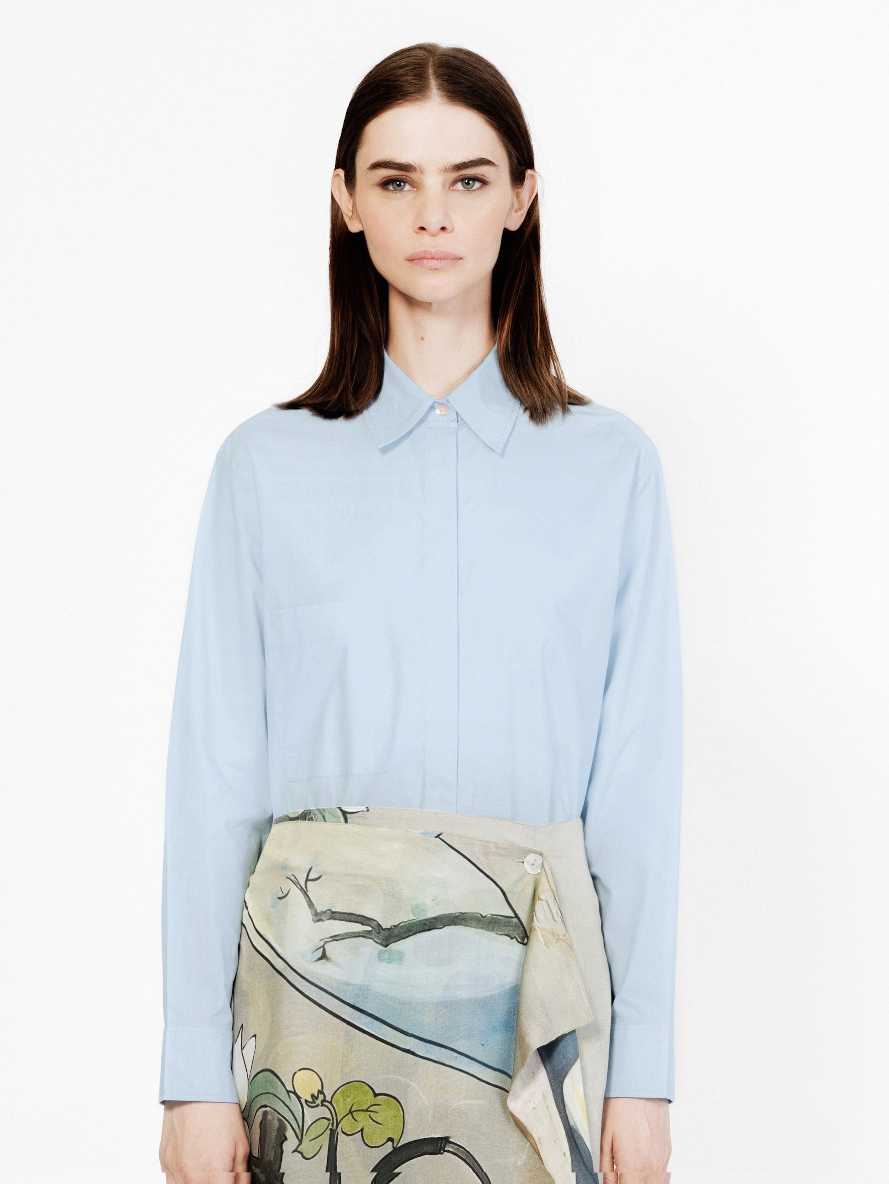 Talking Walls Mara Les Yeux Light Blue Relaxed classic shirt light blue