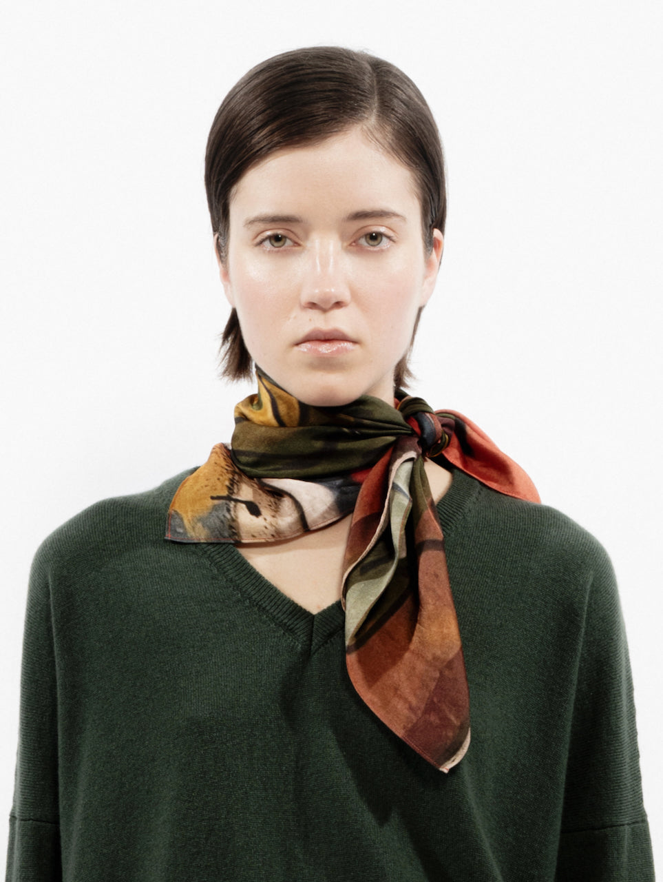 Talking Walls twiggy ocular Single face square-shaped scarf ocular