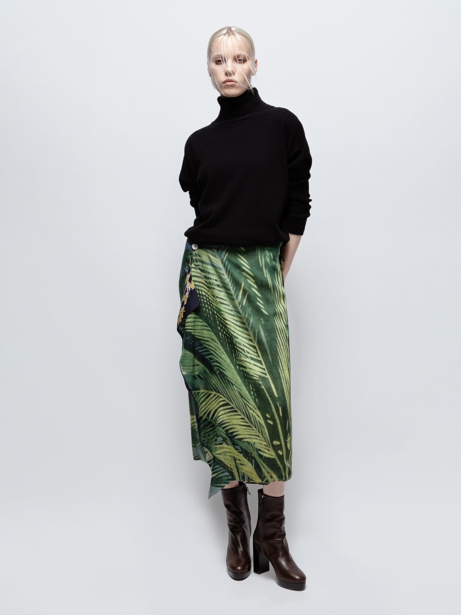 Talking Walls zoé dates midi double sided reversible wrap skirt dates