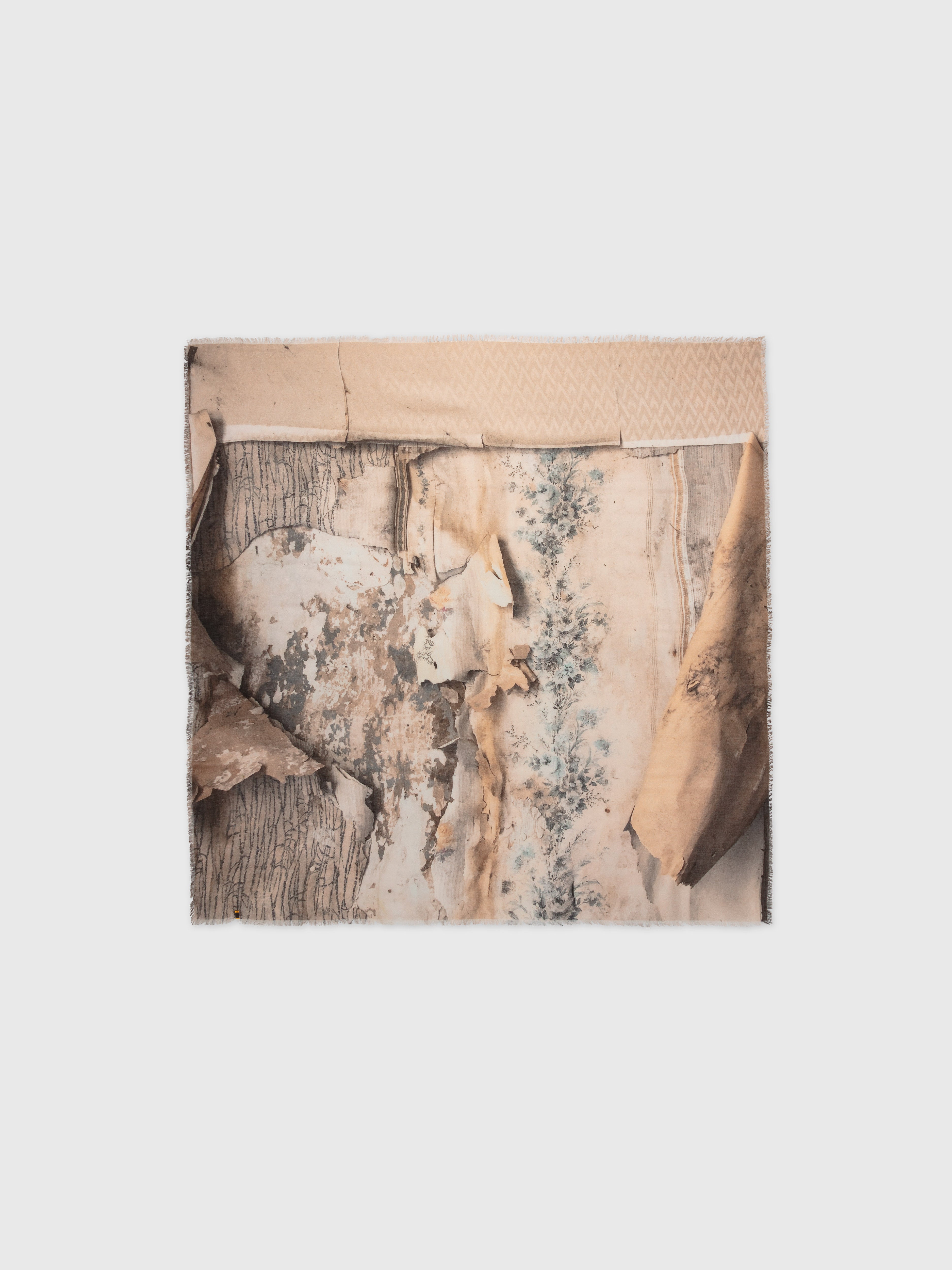 Talking Walls Ela Decay Single face square scarf decay