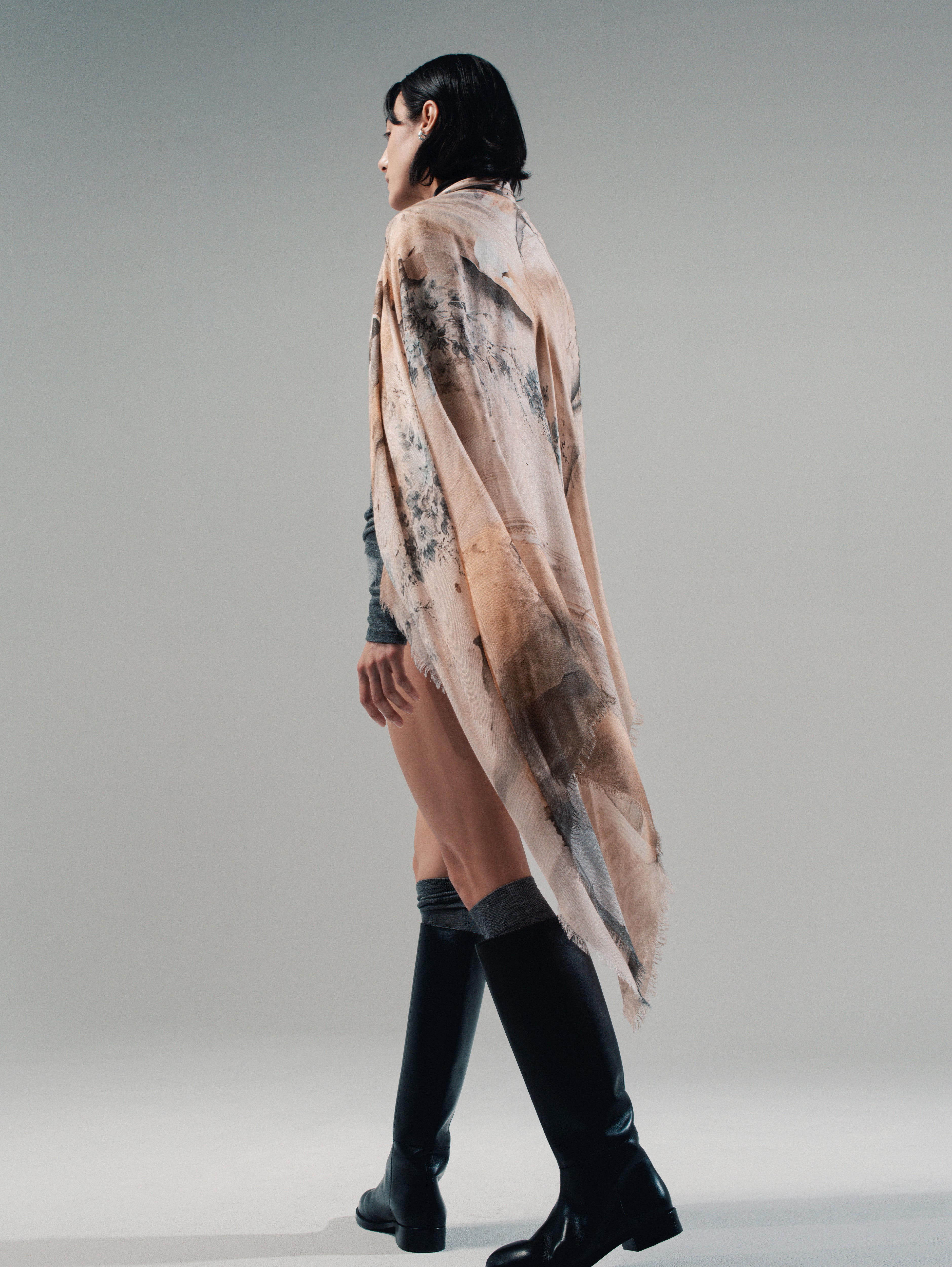 Talking Walls Ela Decay Single face square scarf decay