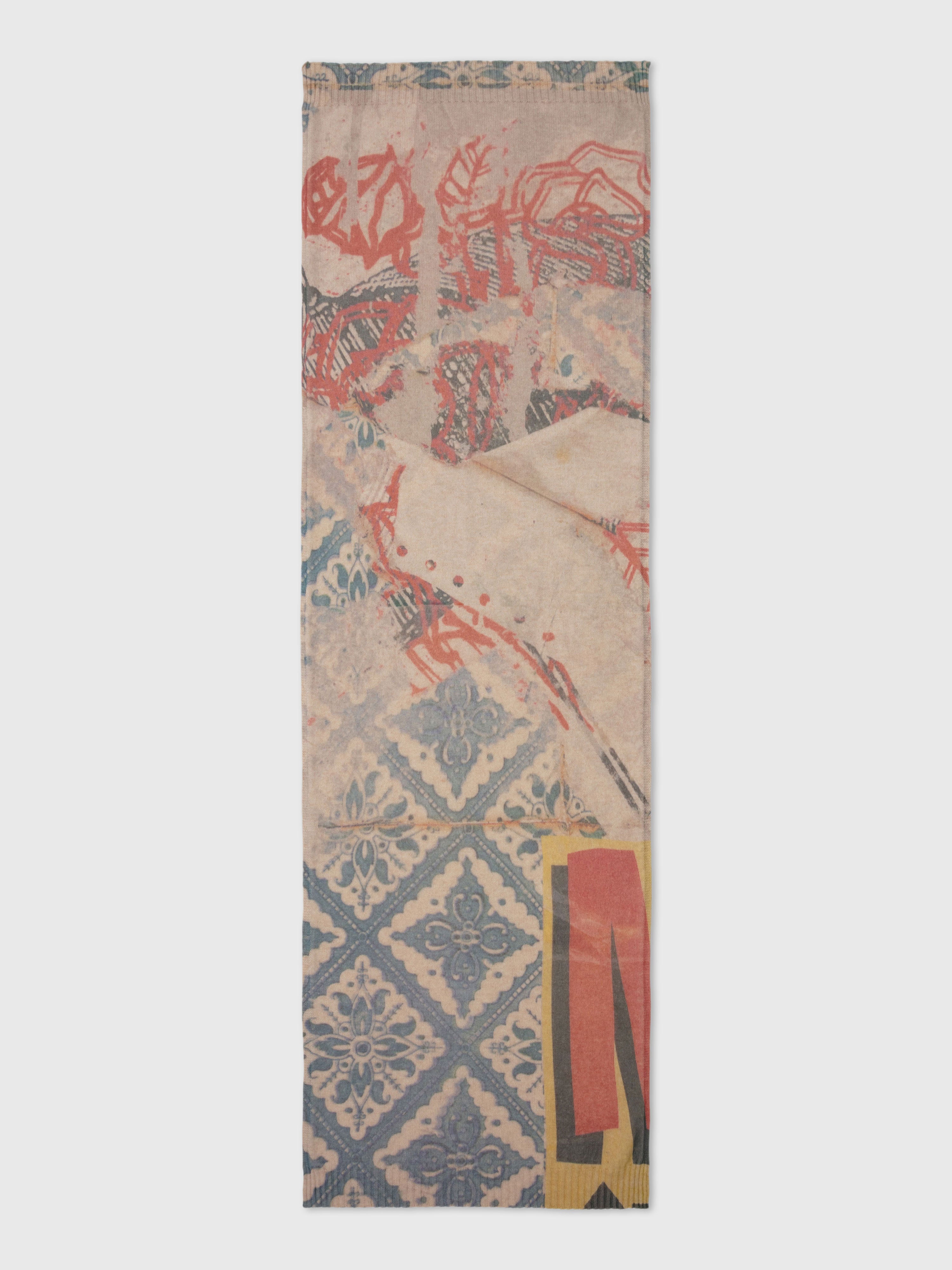 Talking Walls Lina Trace Knitted rectangular scarf trace