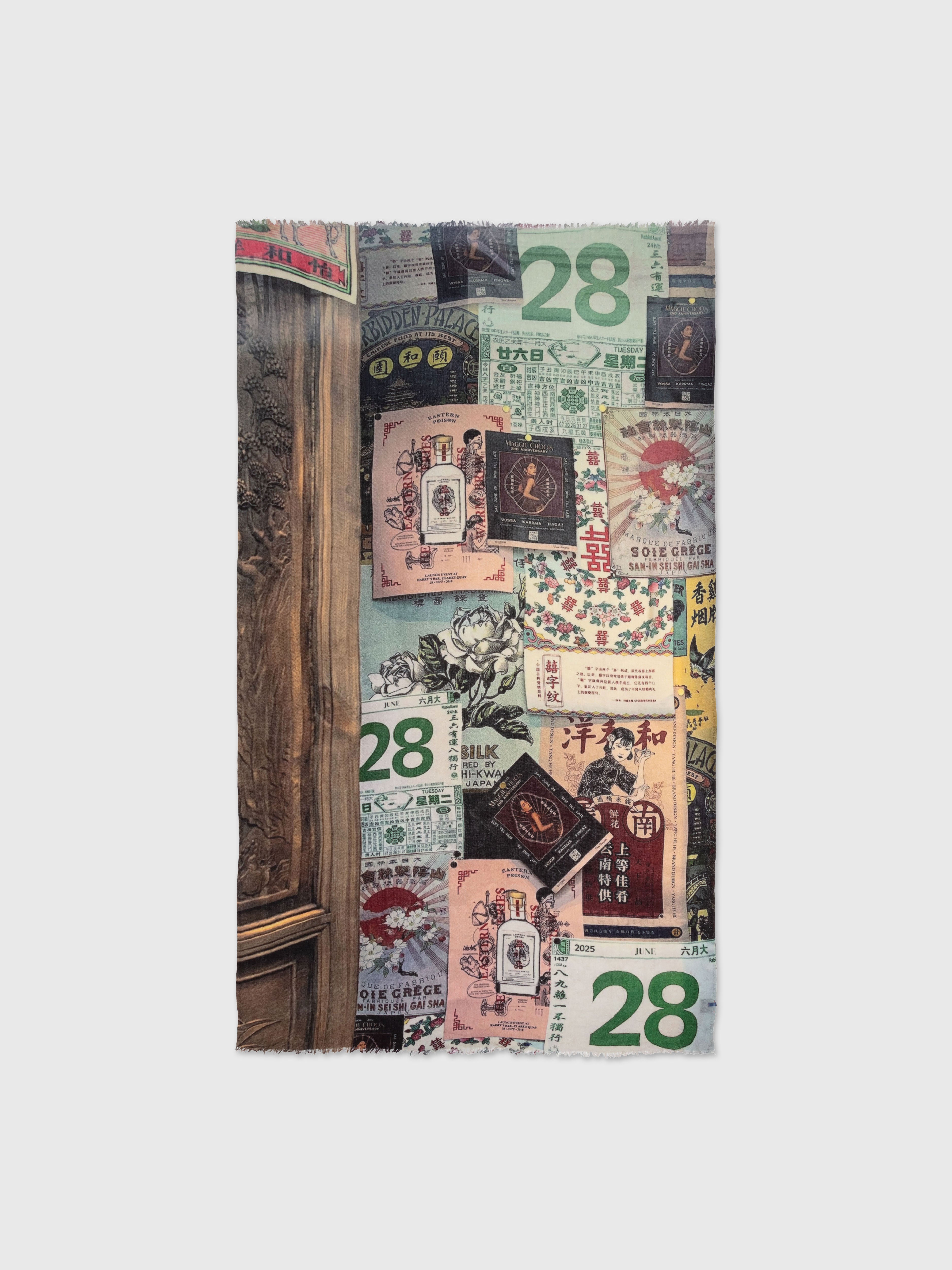 Talking Walls Marilyn Almanac Single face rectangular scarf almanac
