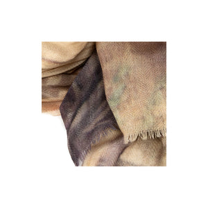 Talking Walls Patti single face rectangular scarf yokohama