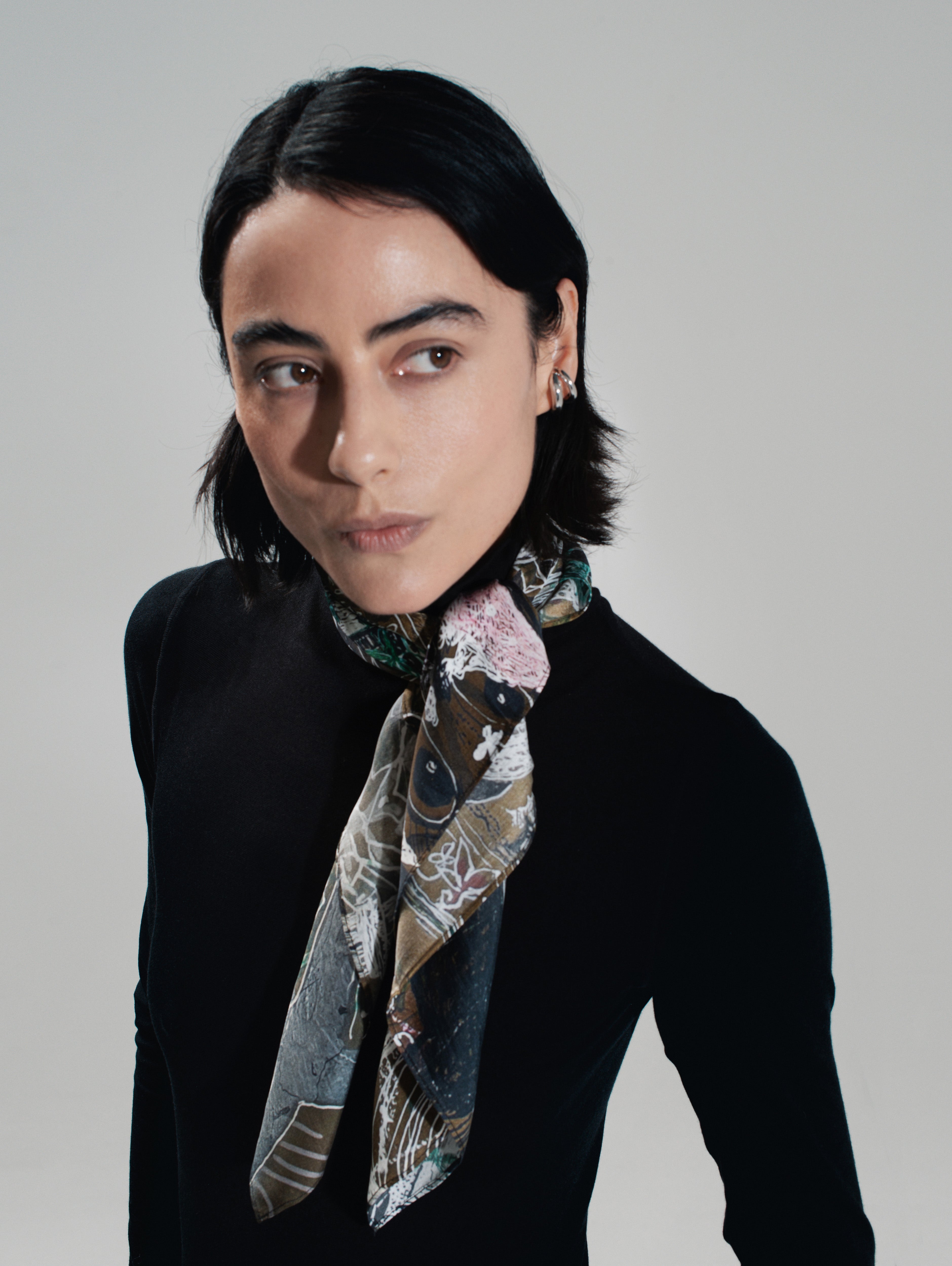 Talking Walls Twiggy Scratch Single face square-shaped scarf scratch
