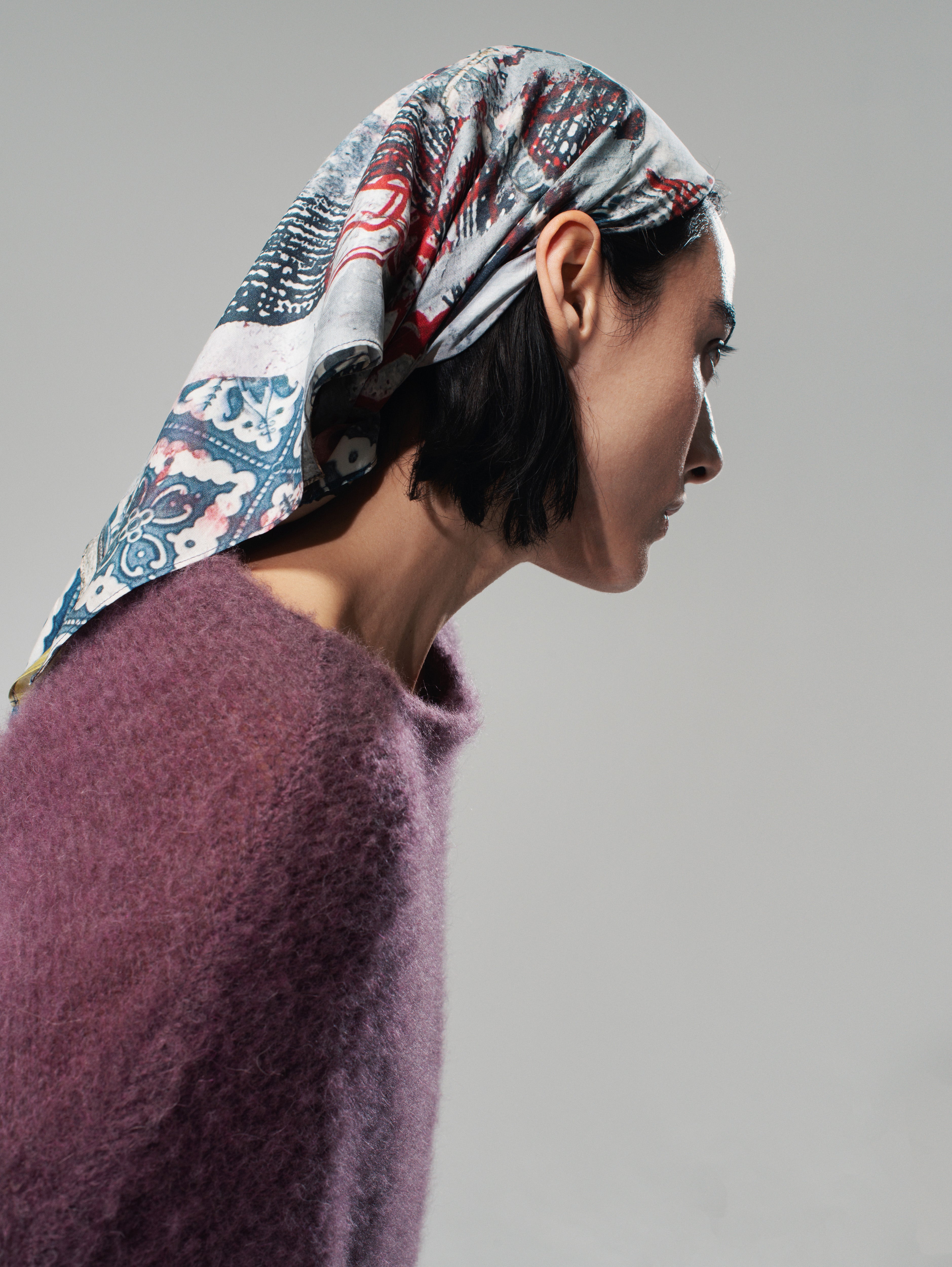 Talking Walls Twiggy Trace Single face square-shaped scarf trace