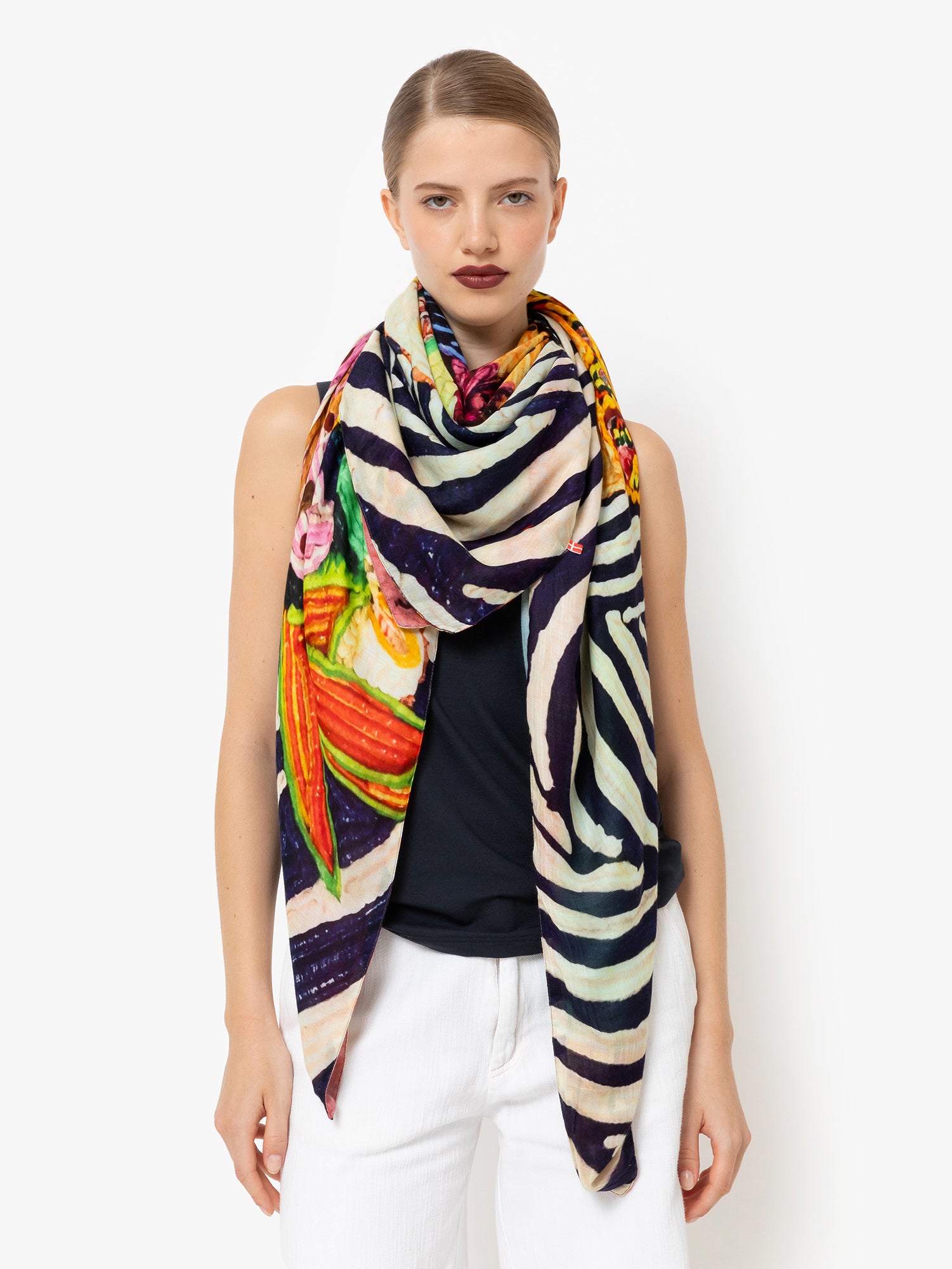 Talking Walls ava double face double face square scarf flower basket double