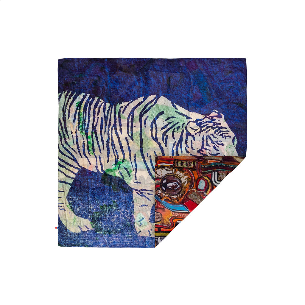 Talking Walls ava double face double face square scarf le tigre du panier