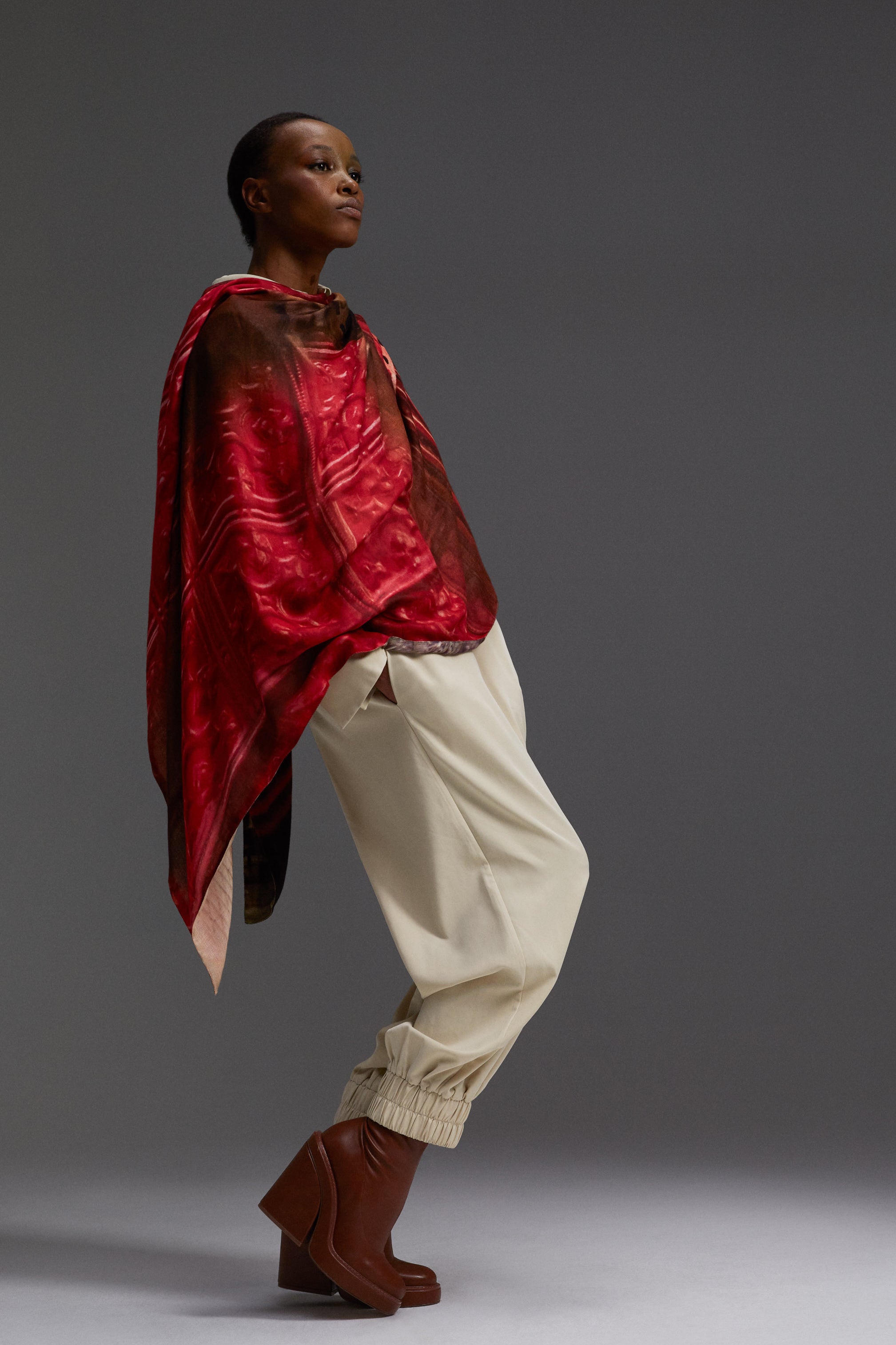 Talking Walls ava double face double face square scarf york o hama