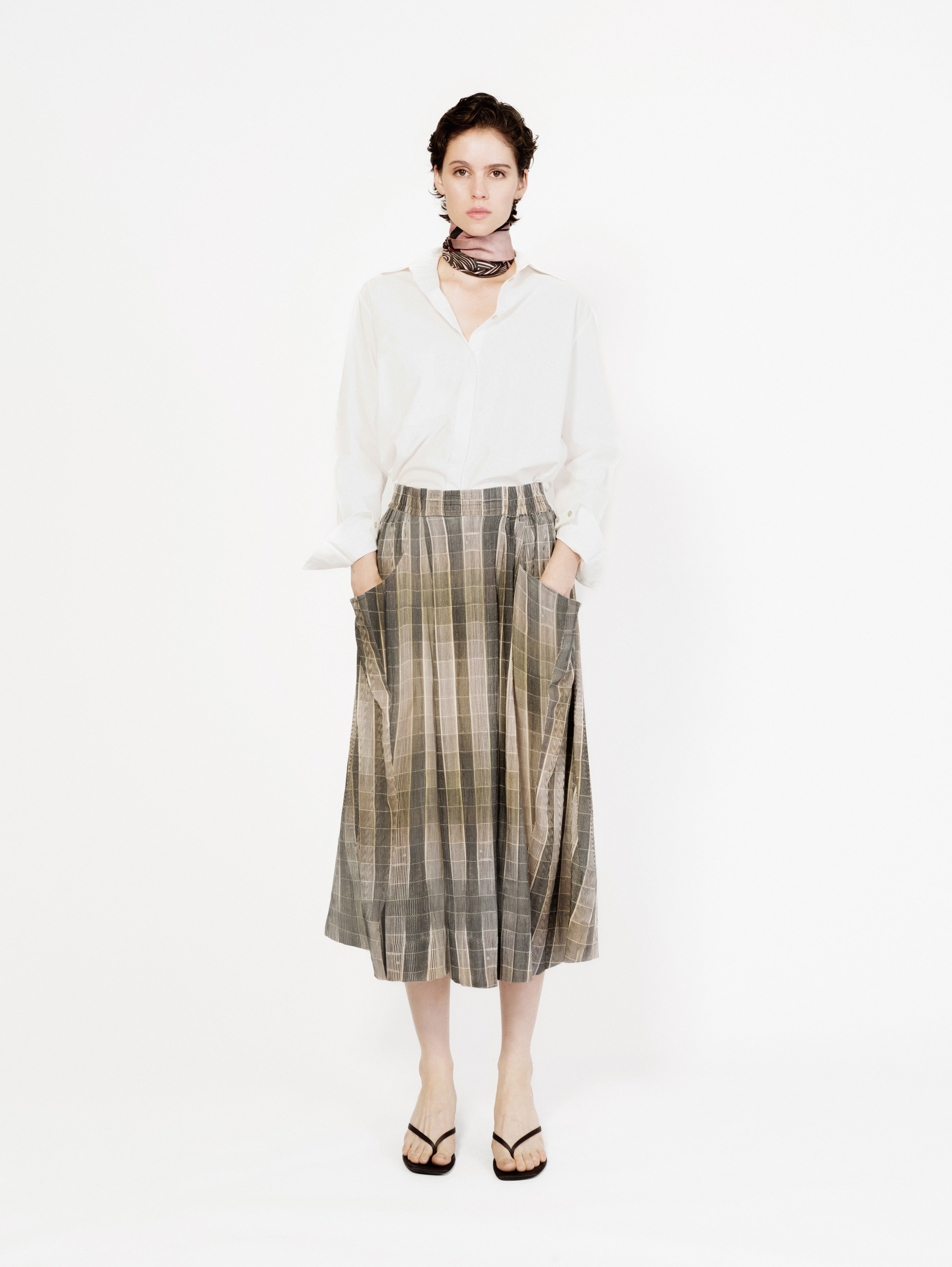 Talking Walls chloé vertical flat pleated long skirt vertical