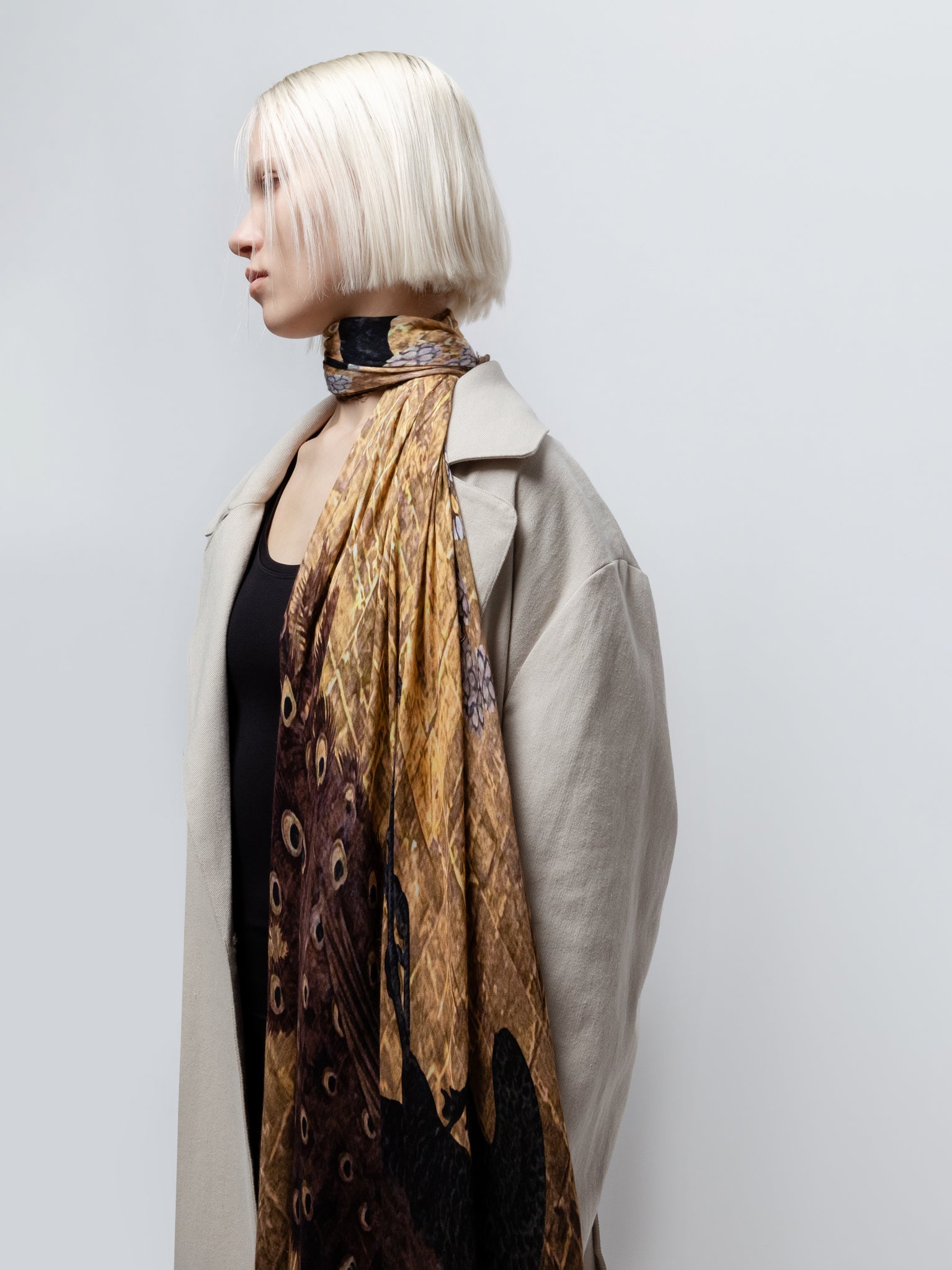 Talking Walls ela hana single face square scarf