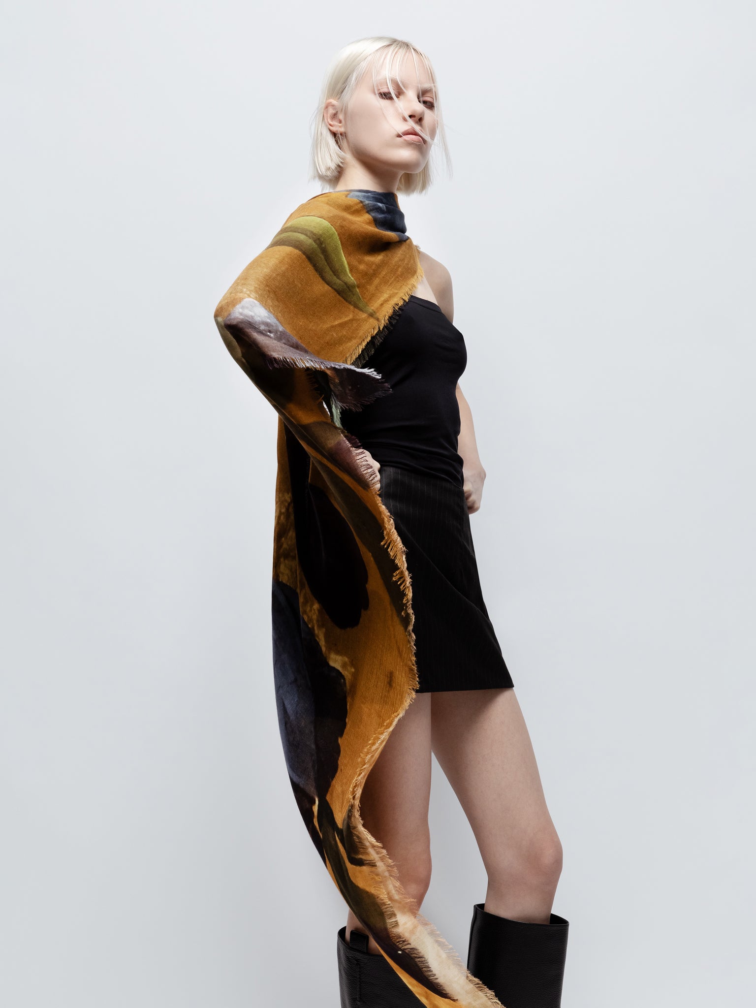 Talking Walls ela plum single face square scarf plum