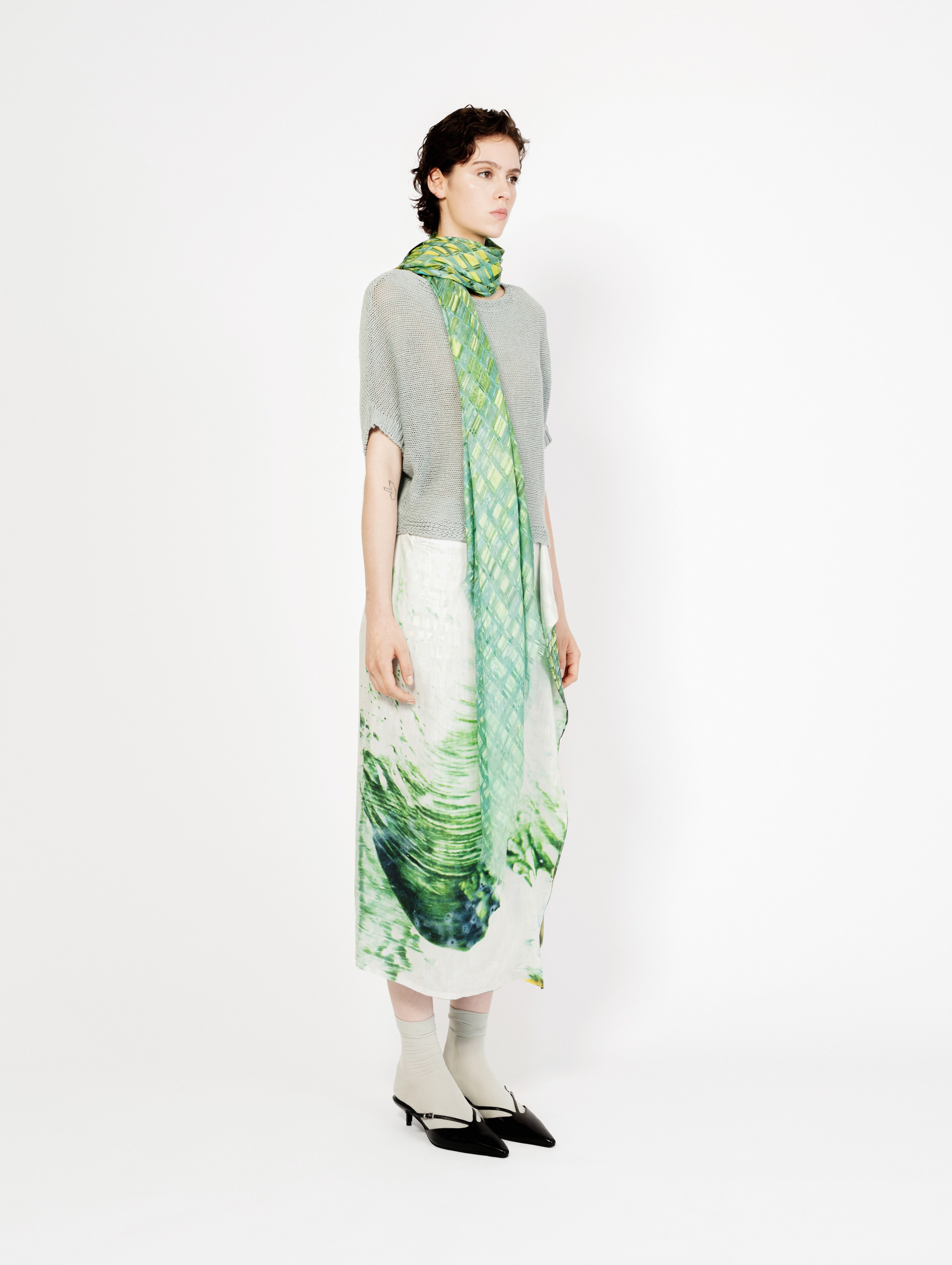 Talking Walls ela reflektor single face square scarf reflektor