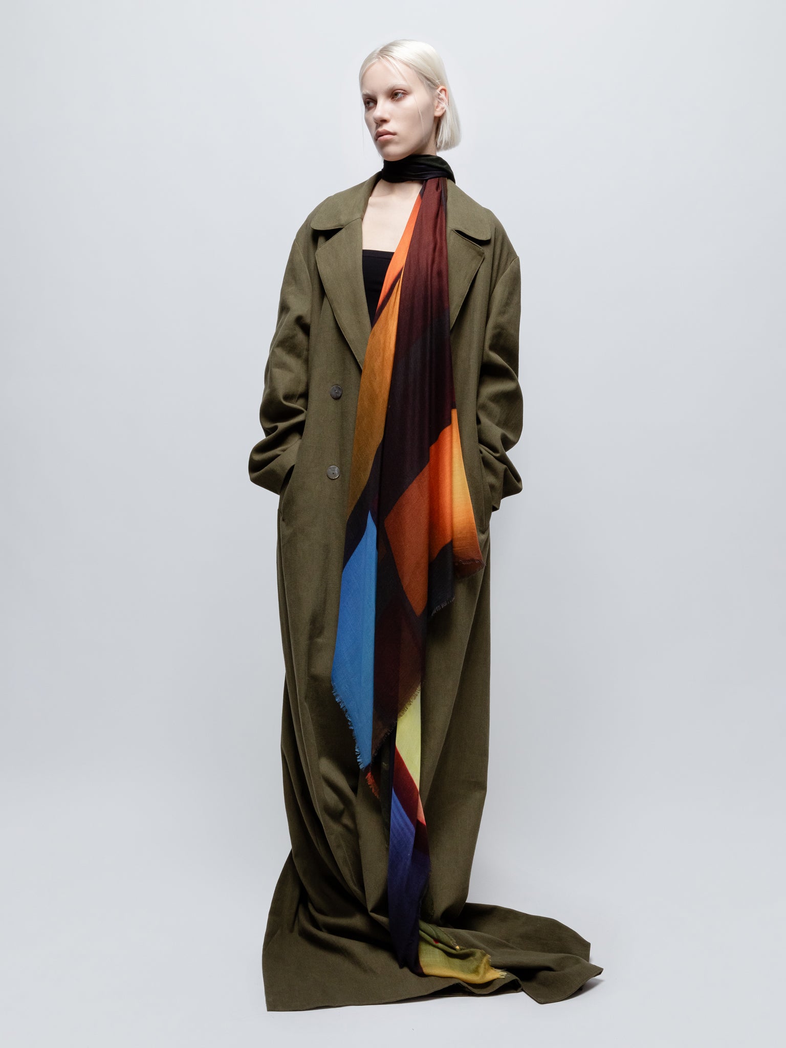 Talking Walls ela sablon single face square scarf sablon