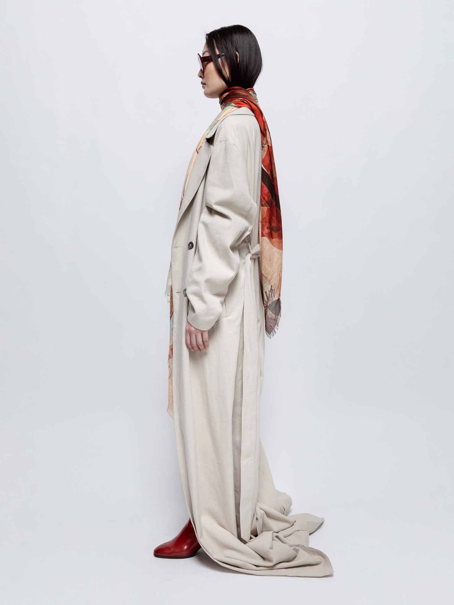 Talking Walls ela senso-ji single face square scarf senso-ji