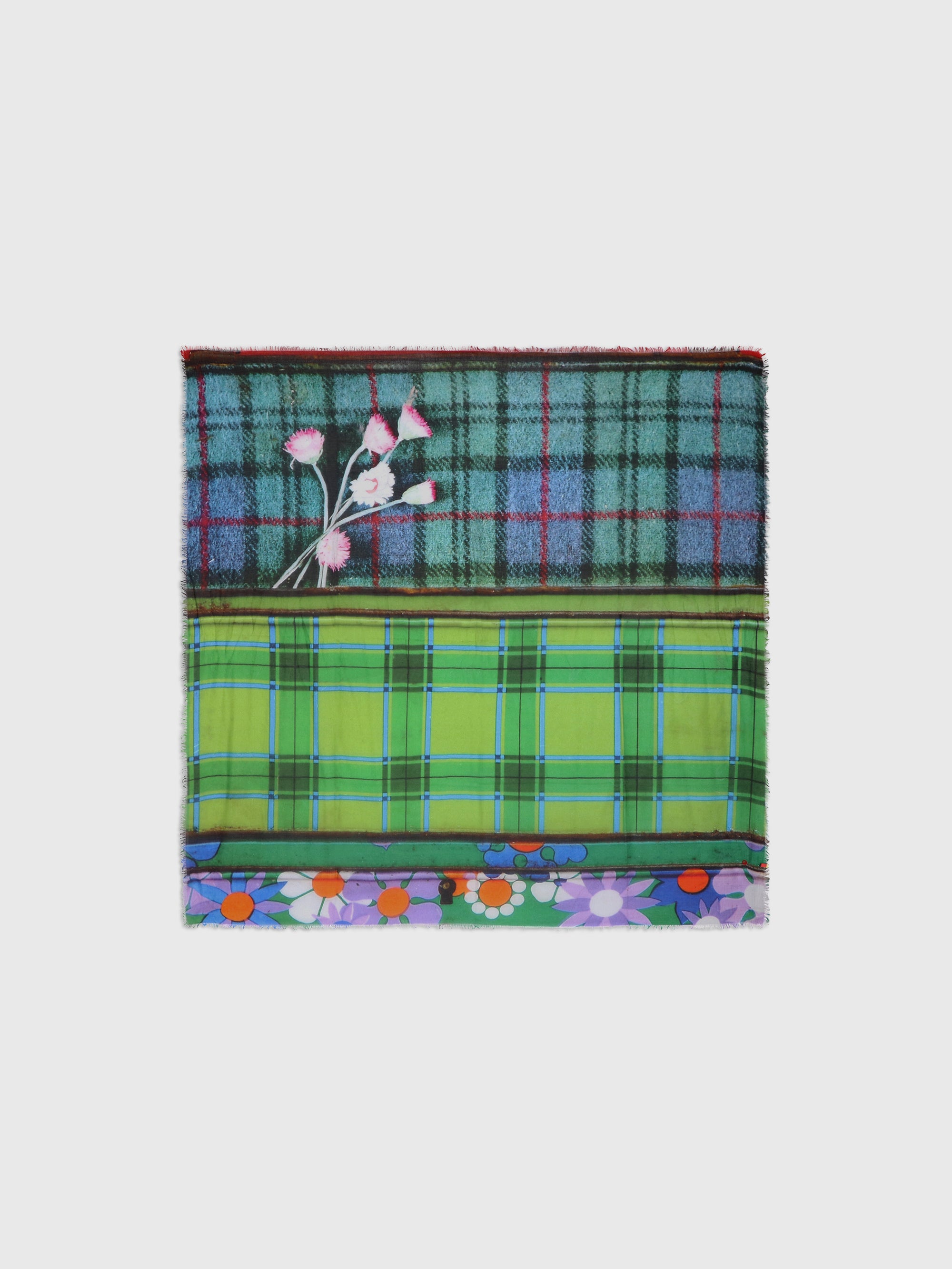 Talking Walls ela single face single face square scarf cookie can