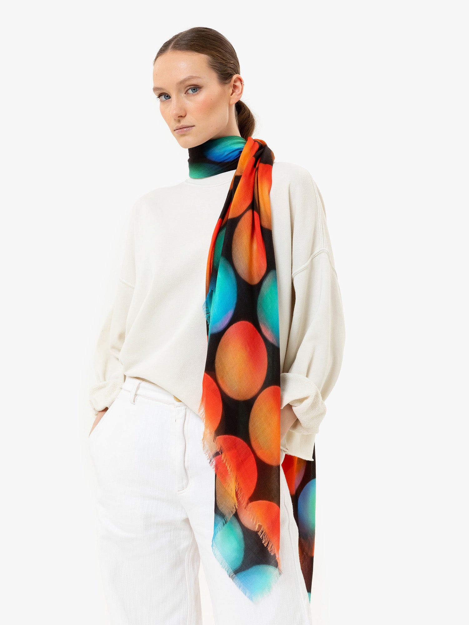 Talking Walls ela single face single face square scarf dots