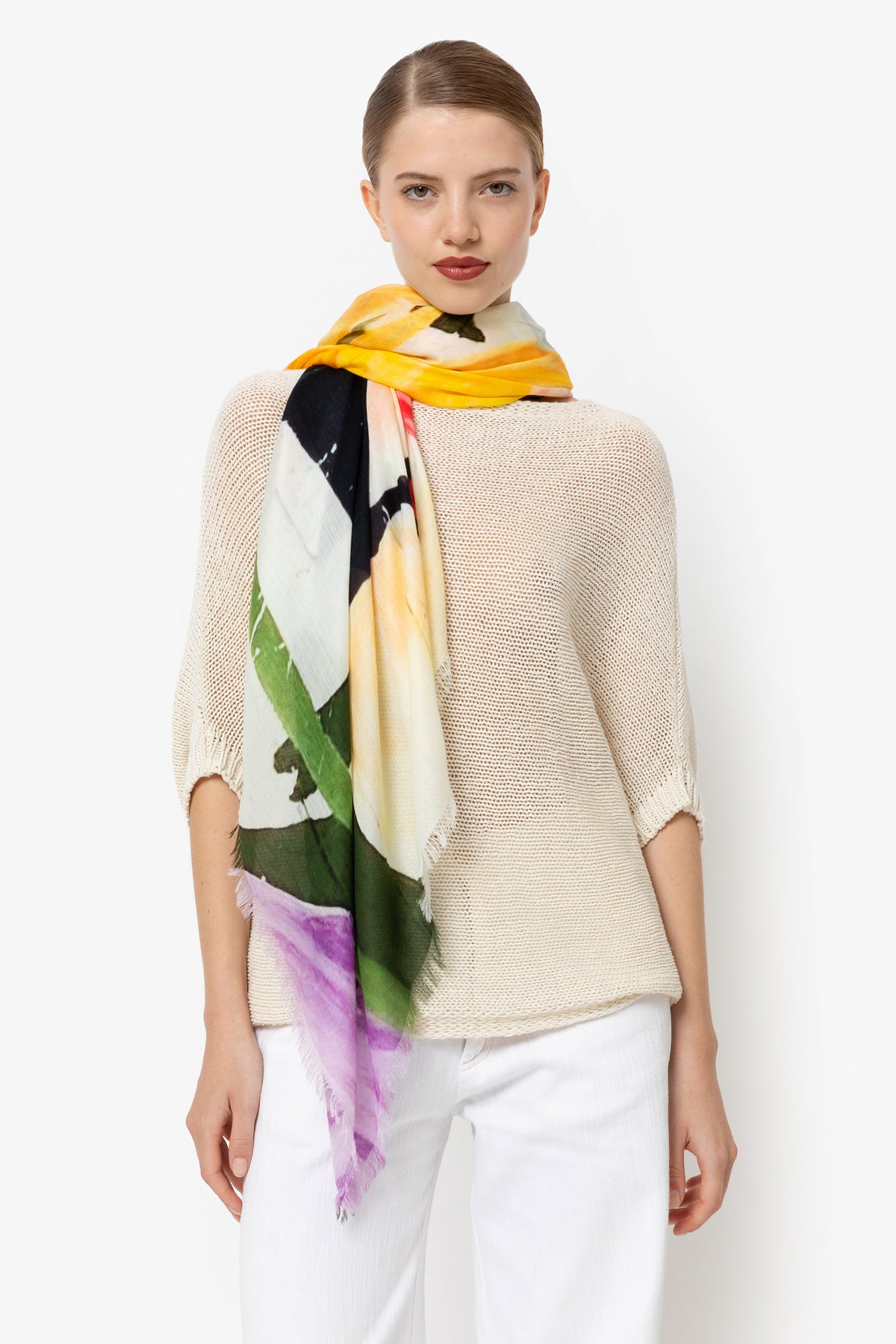 Talking Walls ela single face single face square scarf spoonbill single