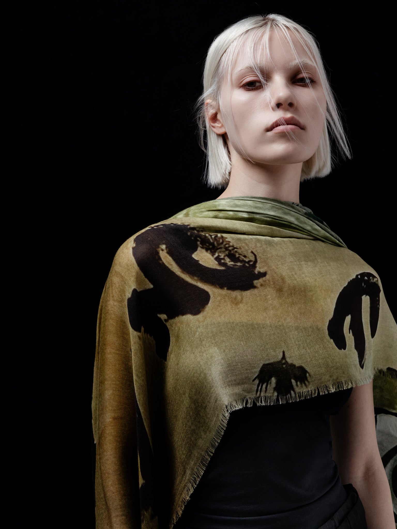 Talking Walls ela sun rice single face square scarf