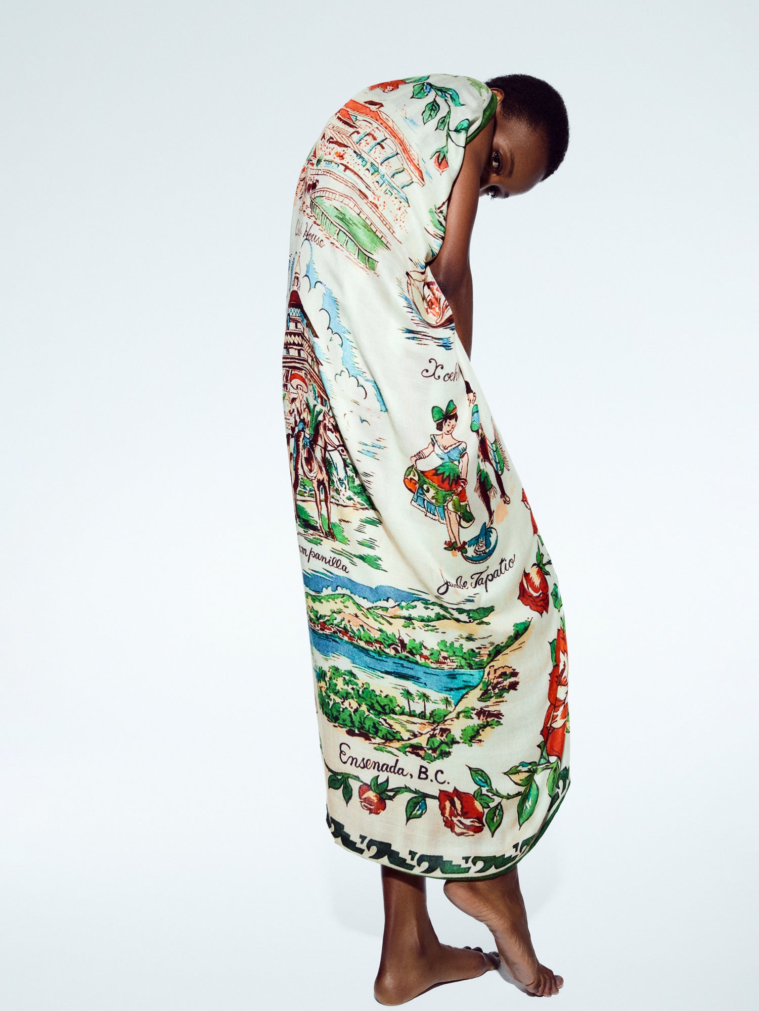 Talking Walls joy single face single face rectangular scarf tijuana