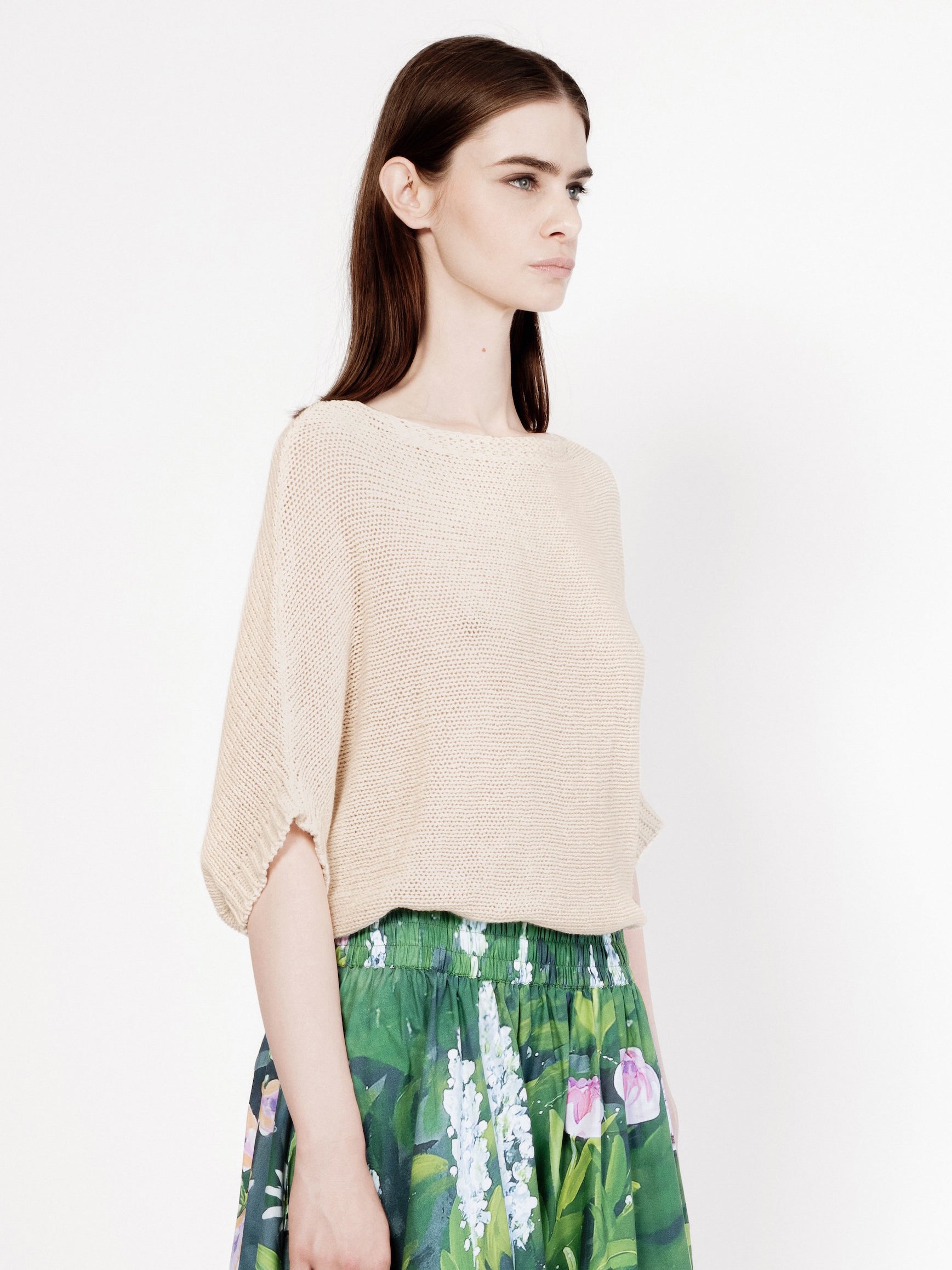 Talking Walls juliette beige relaxed jumper beige
