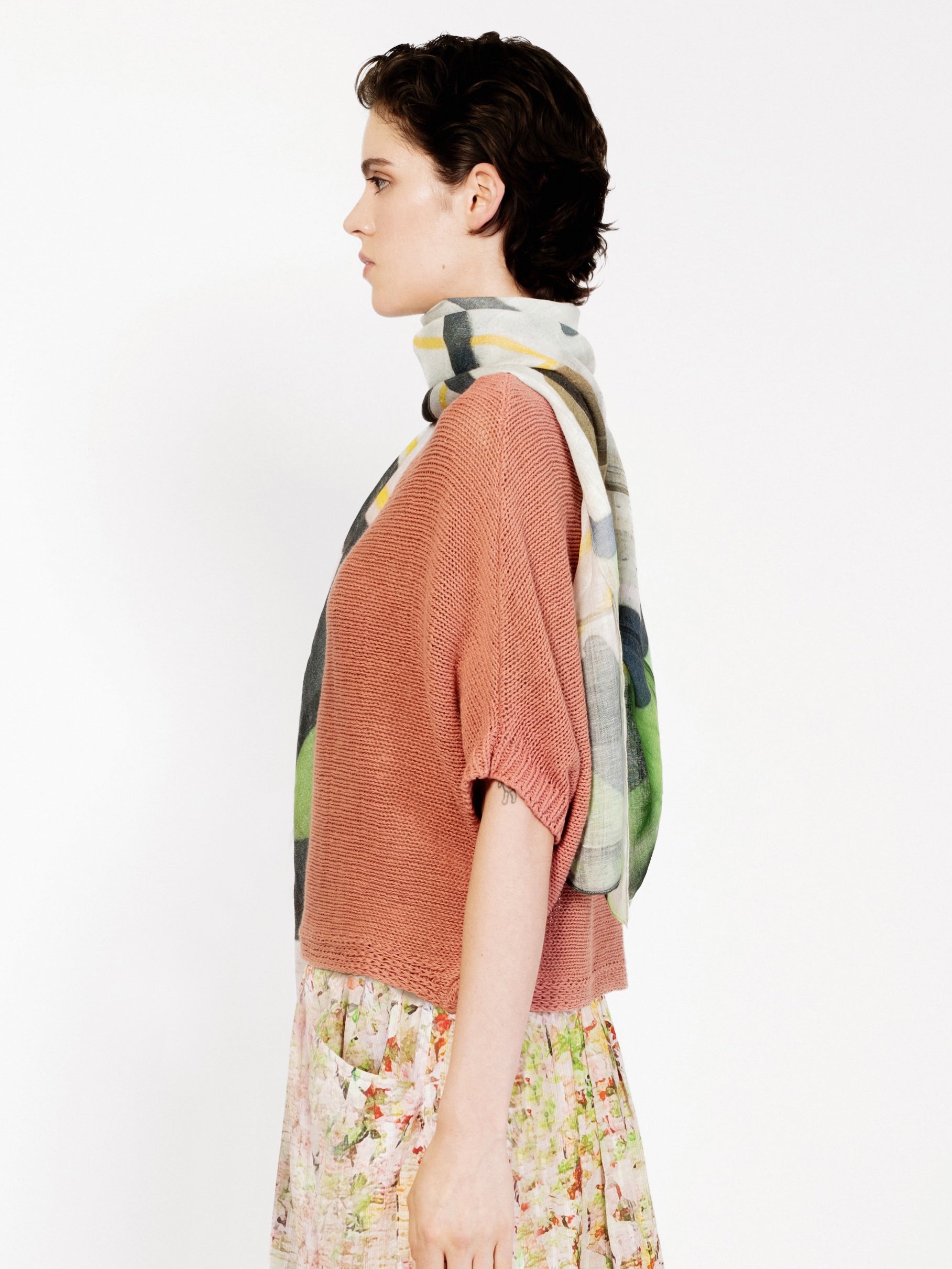 Talking Walls juliette cameo relaxed jumper cameo