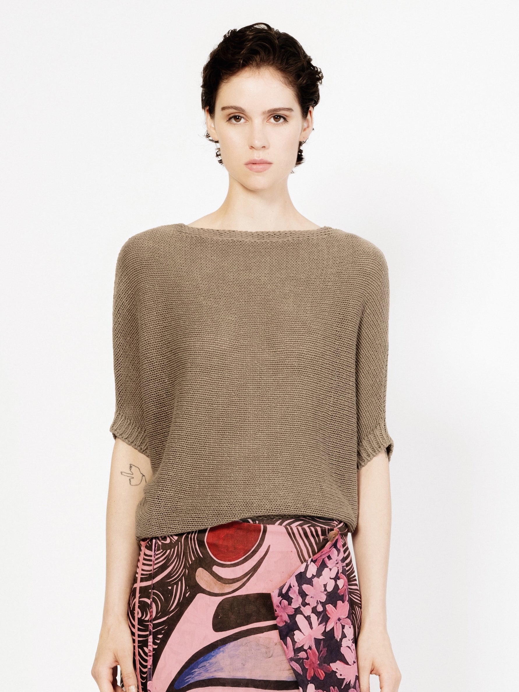 Talking Walls juliette taupe relaxed jumper taupe