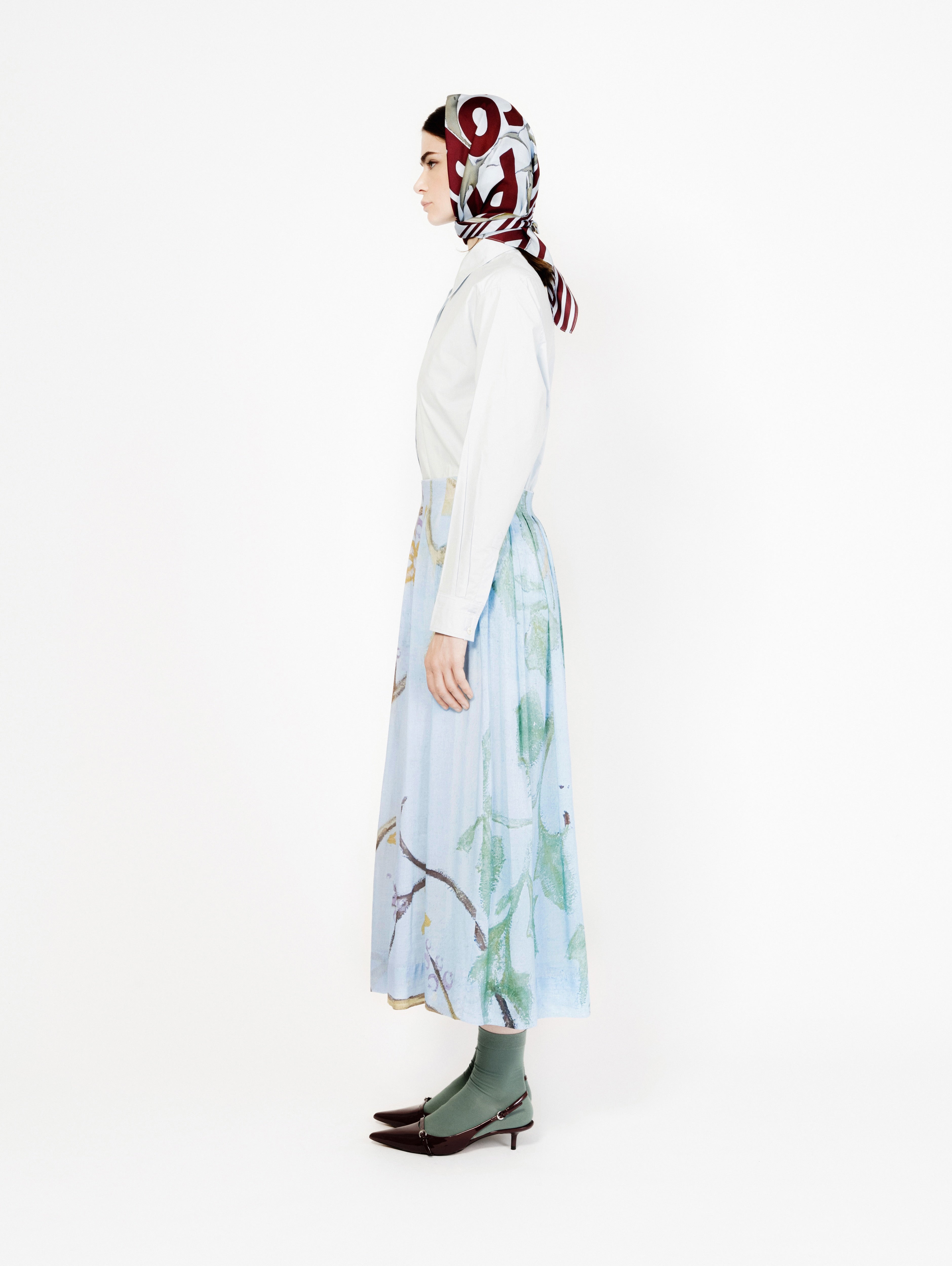 Talking Walls lily isola blu pleated long skirt isola blu