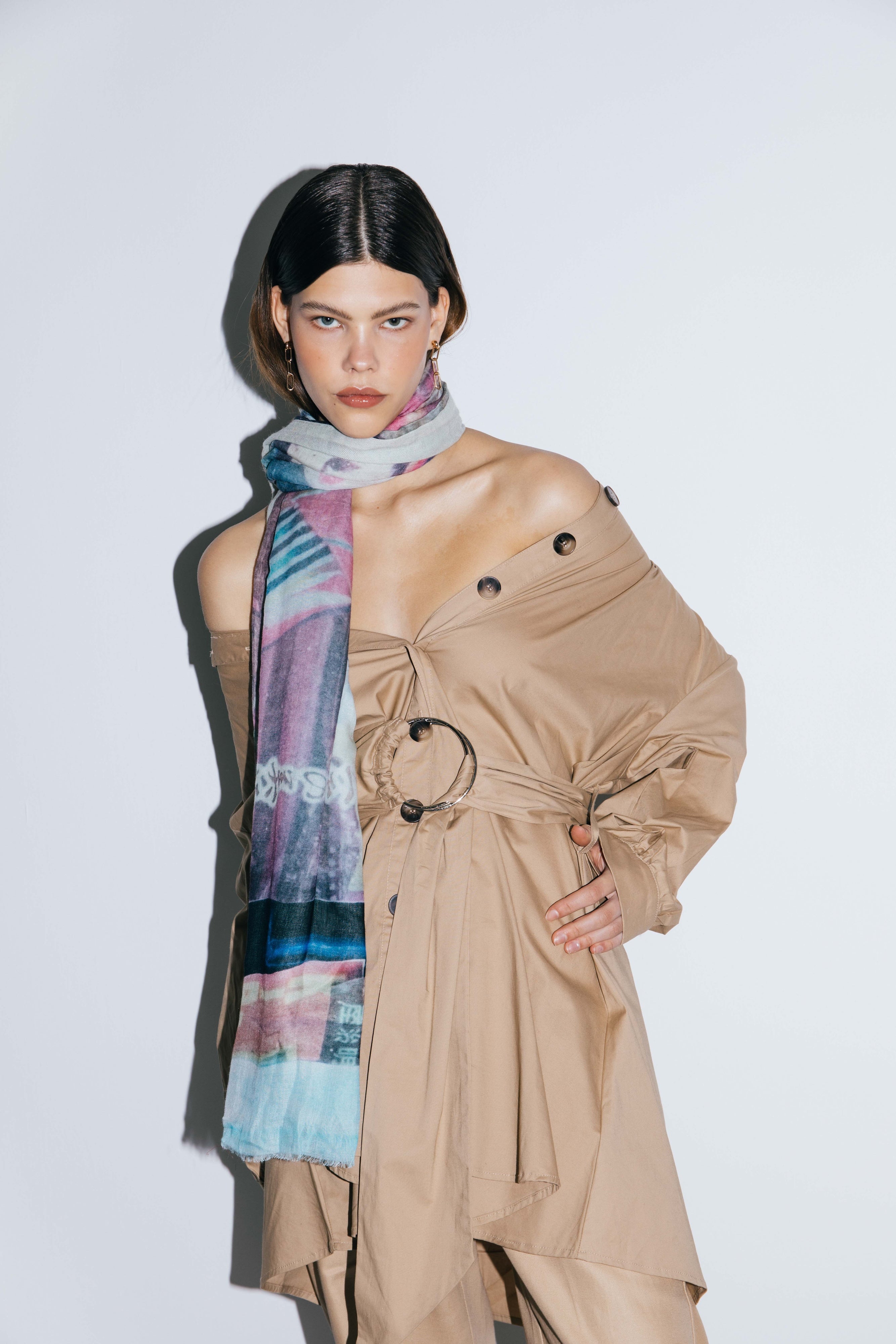 Talking Walls luna double face double face rectangular scarf saké rain