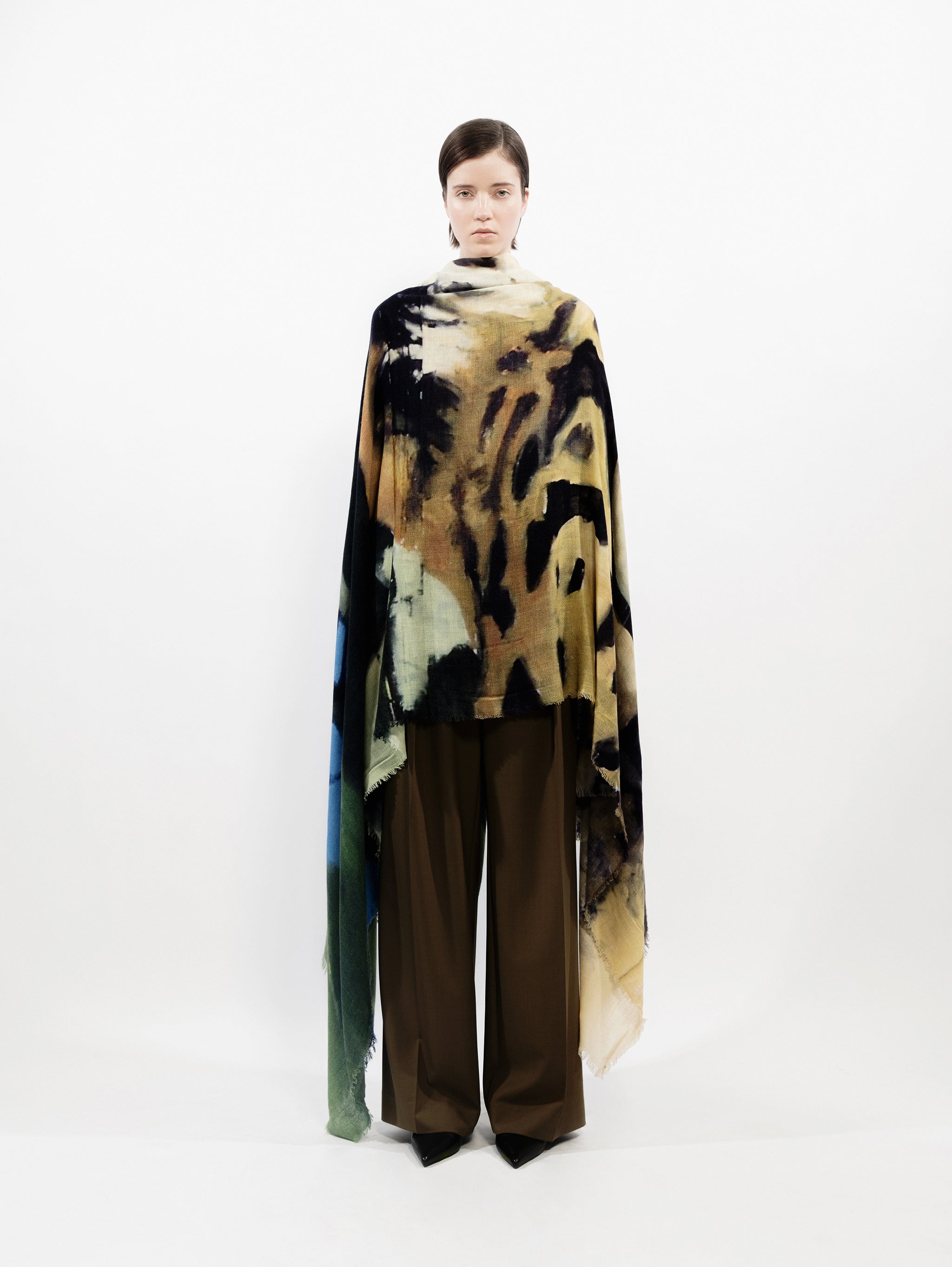 Talking Walls marilyn leopard single face rectangular scarf leopard