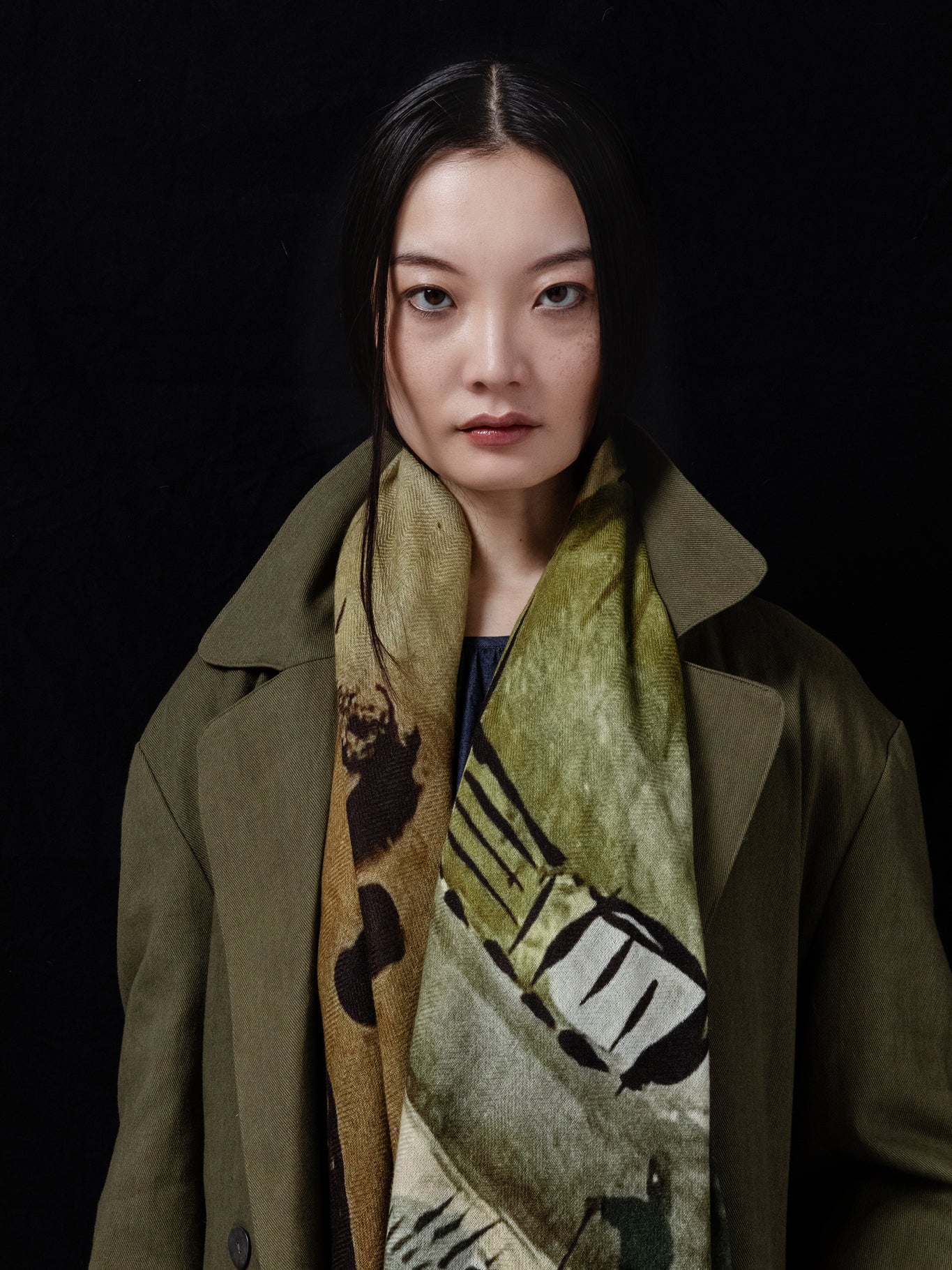 Talking Walls max sun rice single face square scarf sun rice