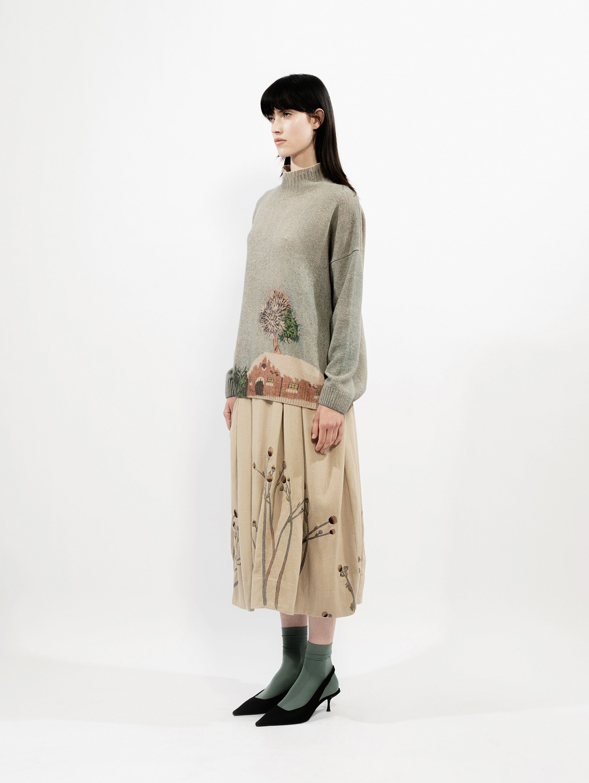 Talking Walls paola snow relaxed sweater snow