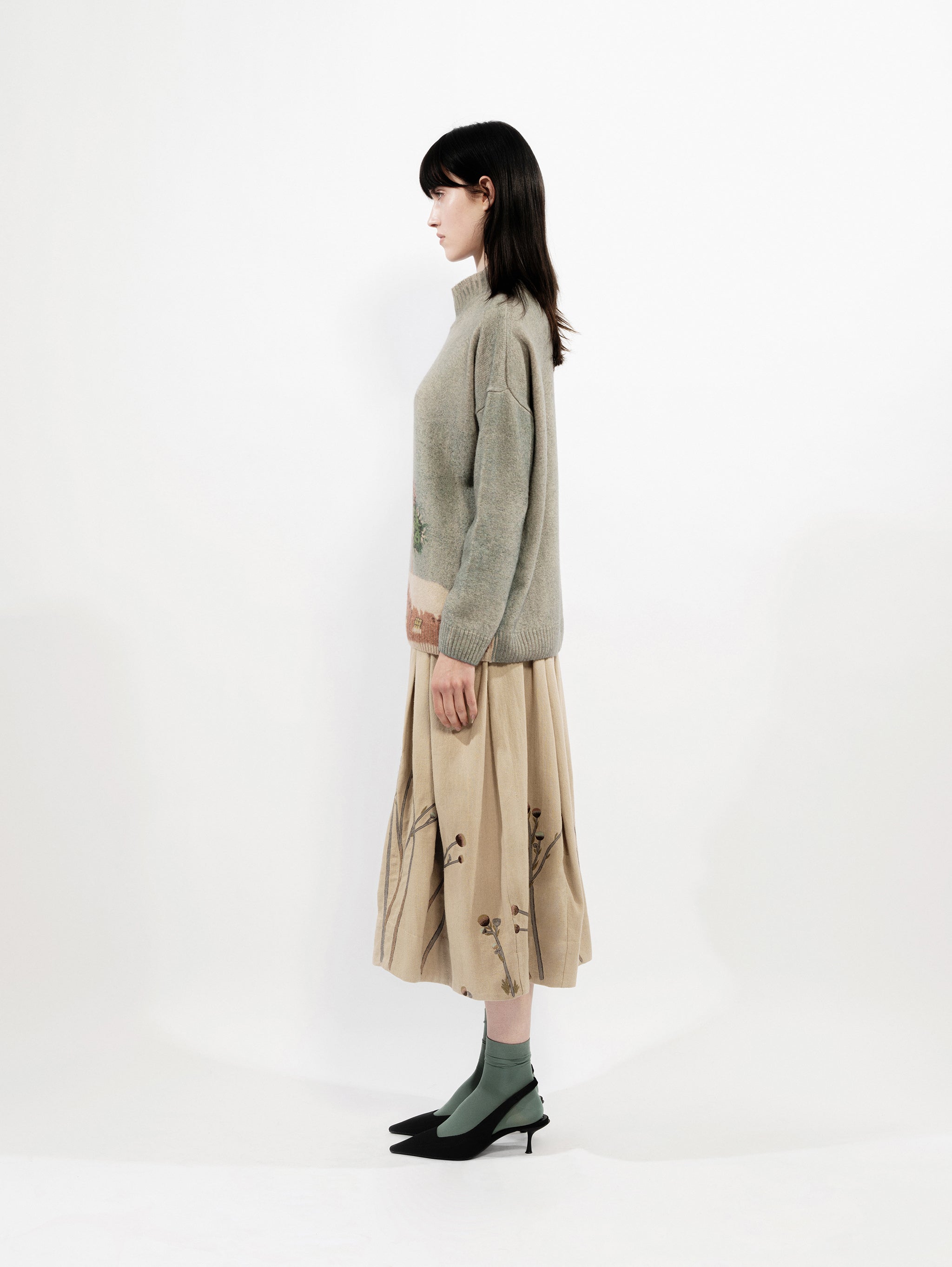 Talking Walls paola snow relaxed sweater snow