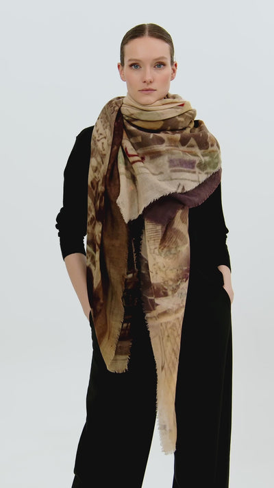 Talking Walls mantis single face Single faced square-shaped blanket scarf yokohama