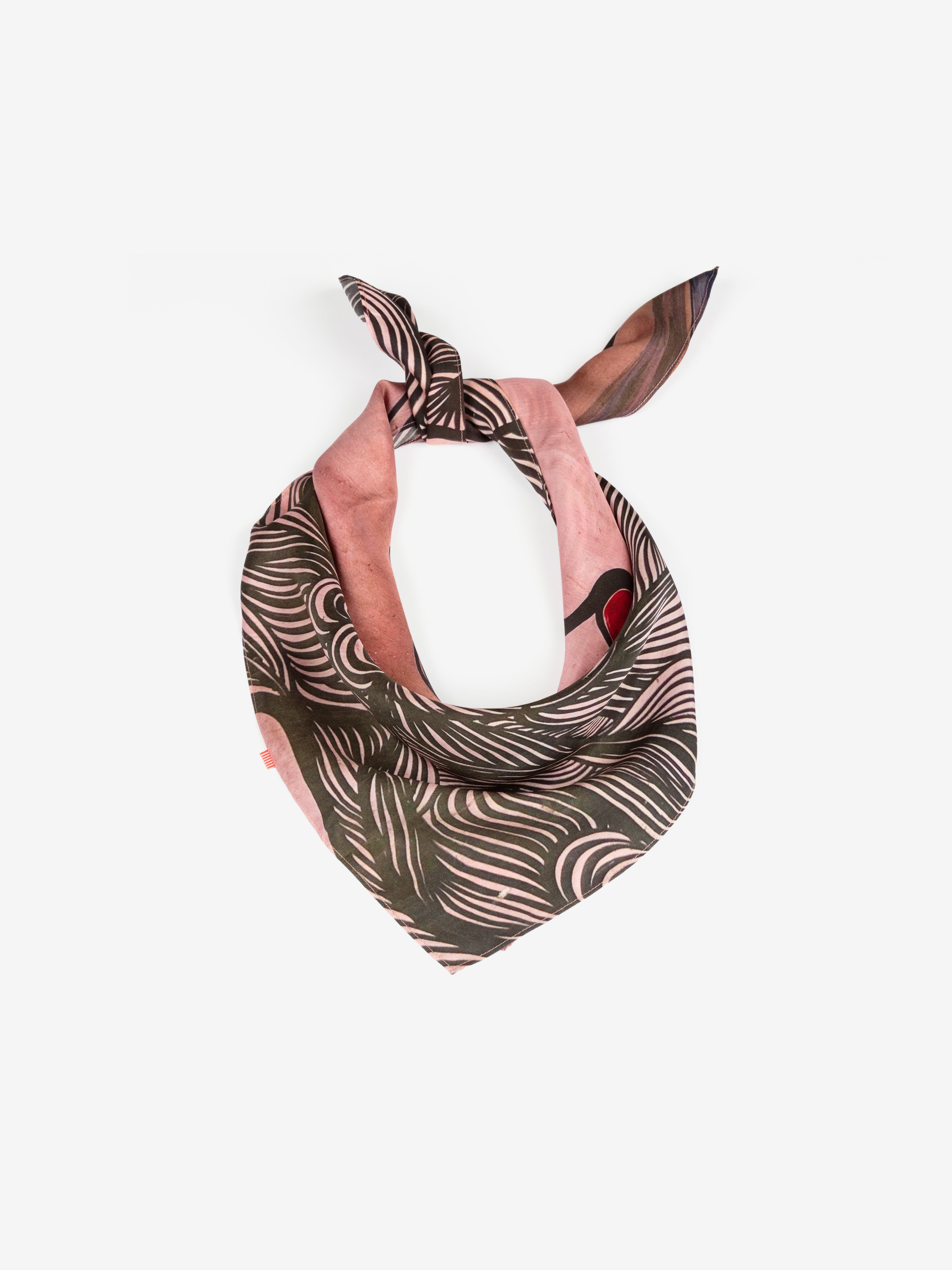 Talking Walls twiggy deux Single face square-shaped scarf deux