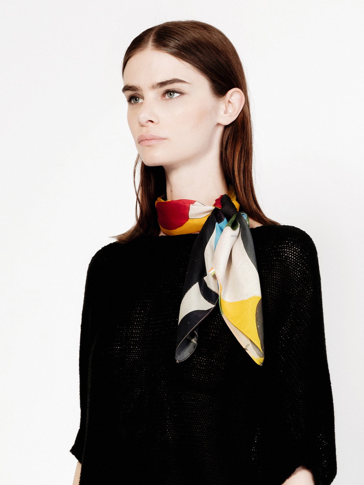 Talking Walls twiggy ultra brite Single face square-shaped scarf ultra brite