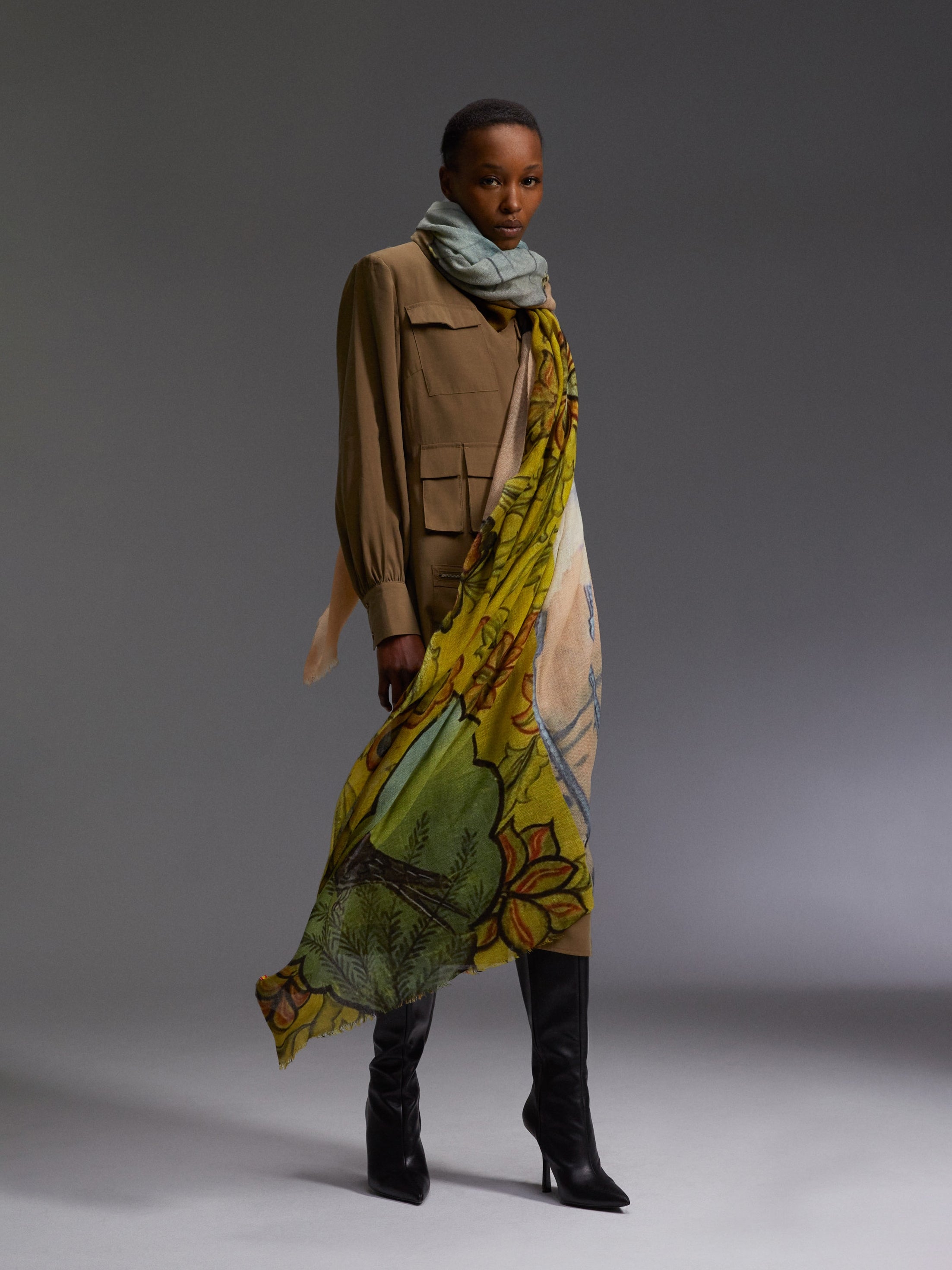 Talking Walls yoko single face single face rectangular scarf crane and finch